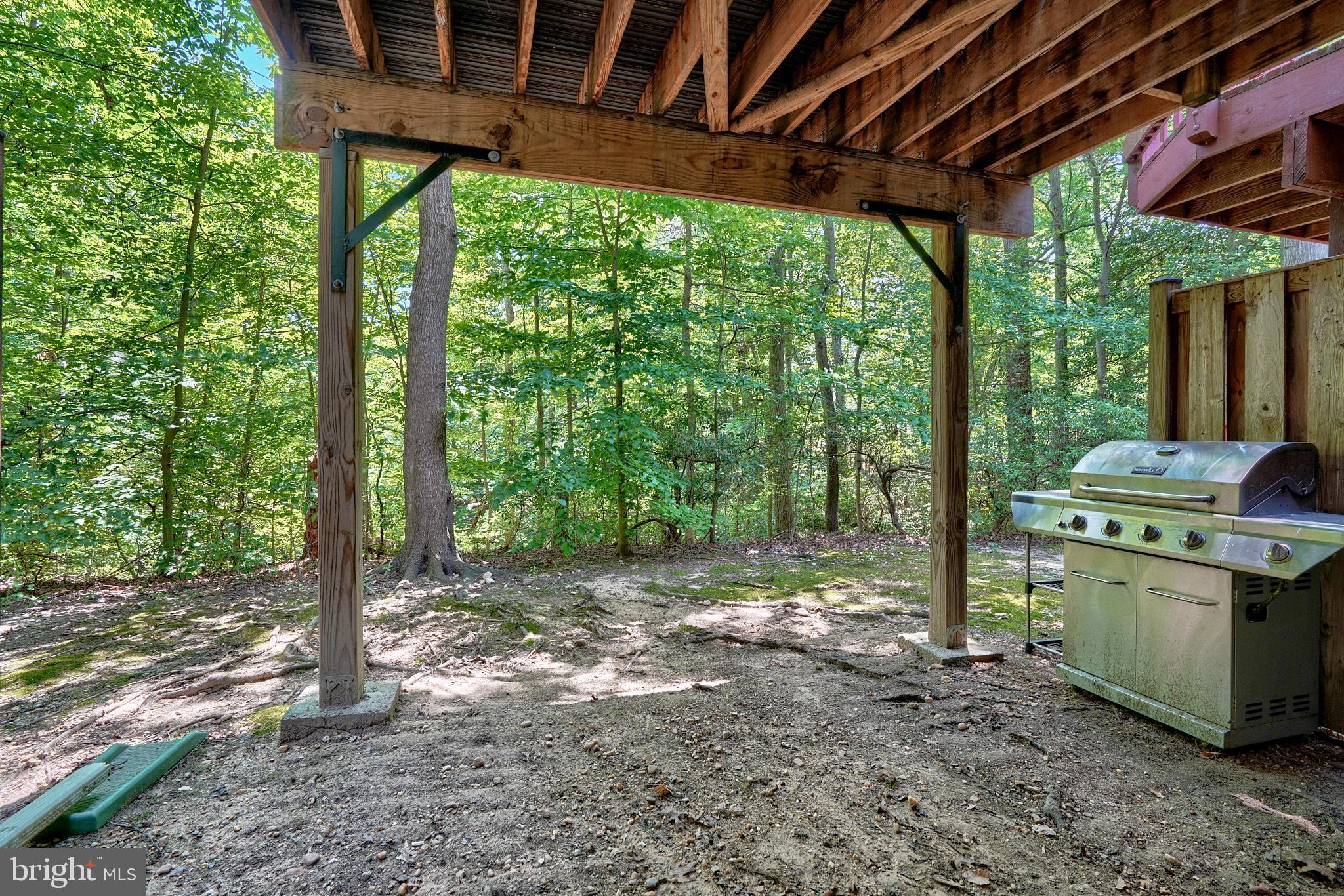 RUSSETT - Residential