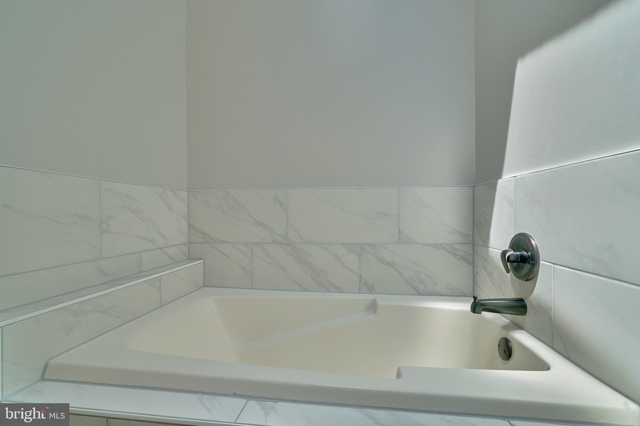 RUSSETT - Residential