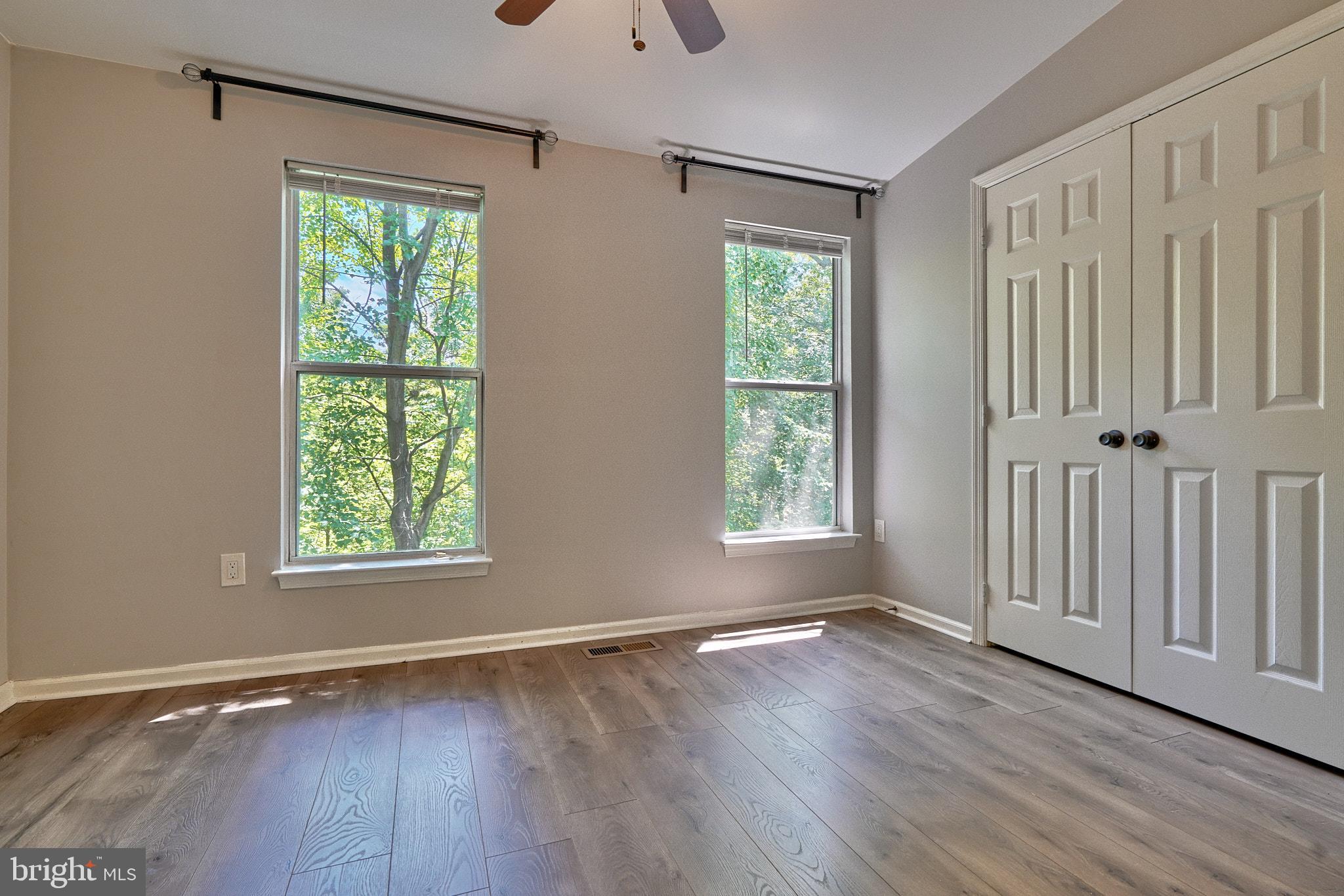 RUSSETT - Residential