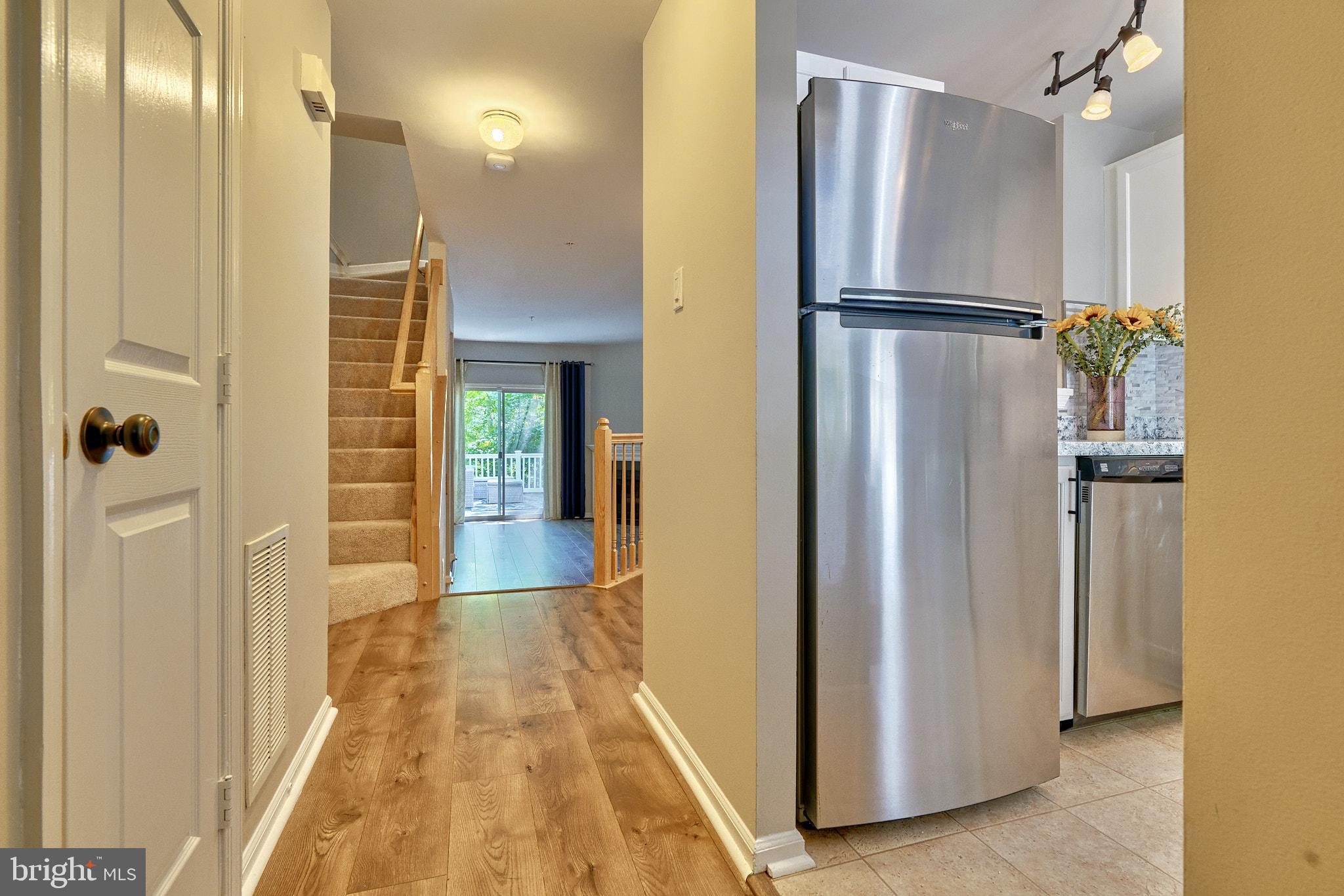 RUSSETT - Residential