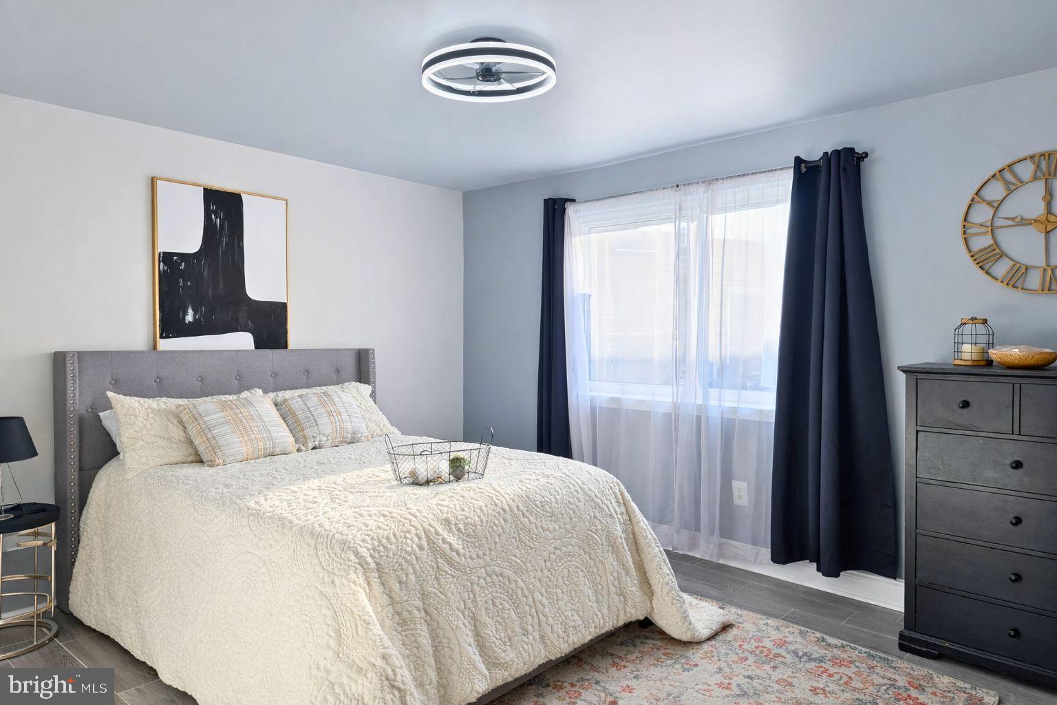 OLD TOWNE VILLAGE CONDOMINIUMS - Residential