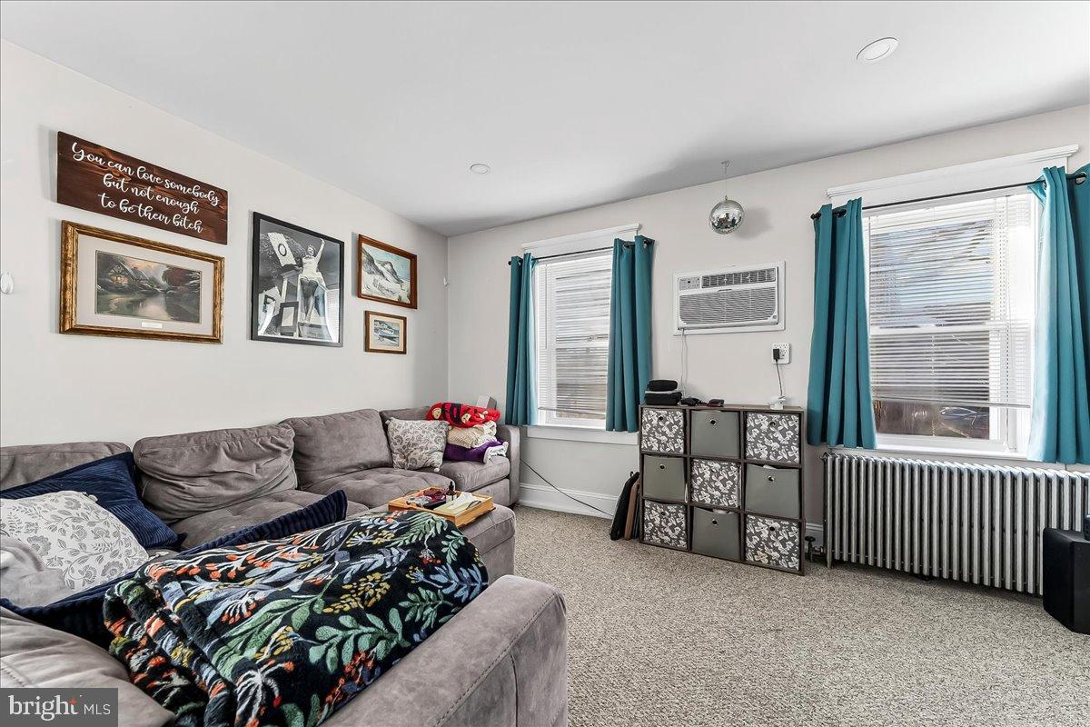 MEDIA - Residential Income