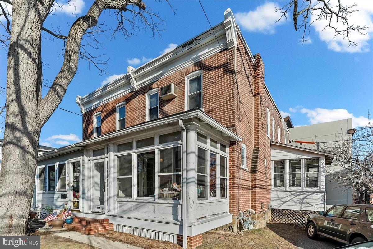 MEDIA - Residential Income