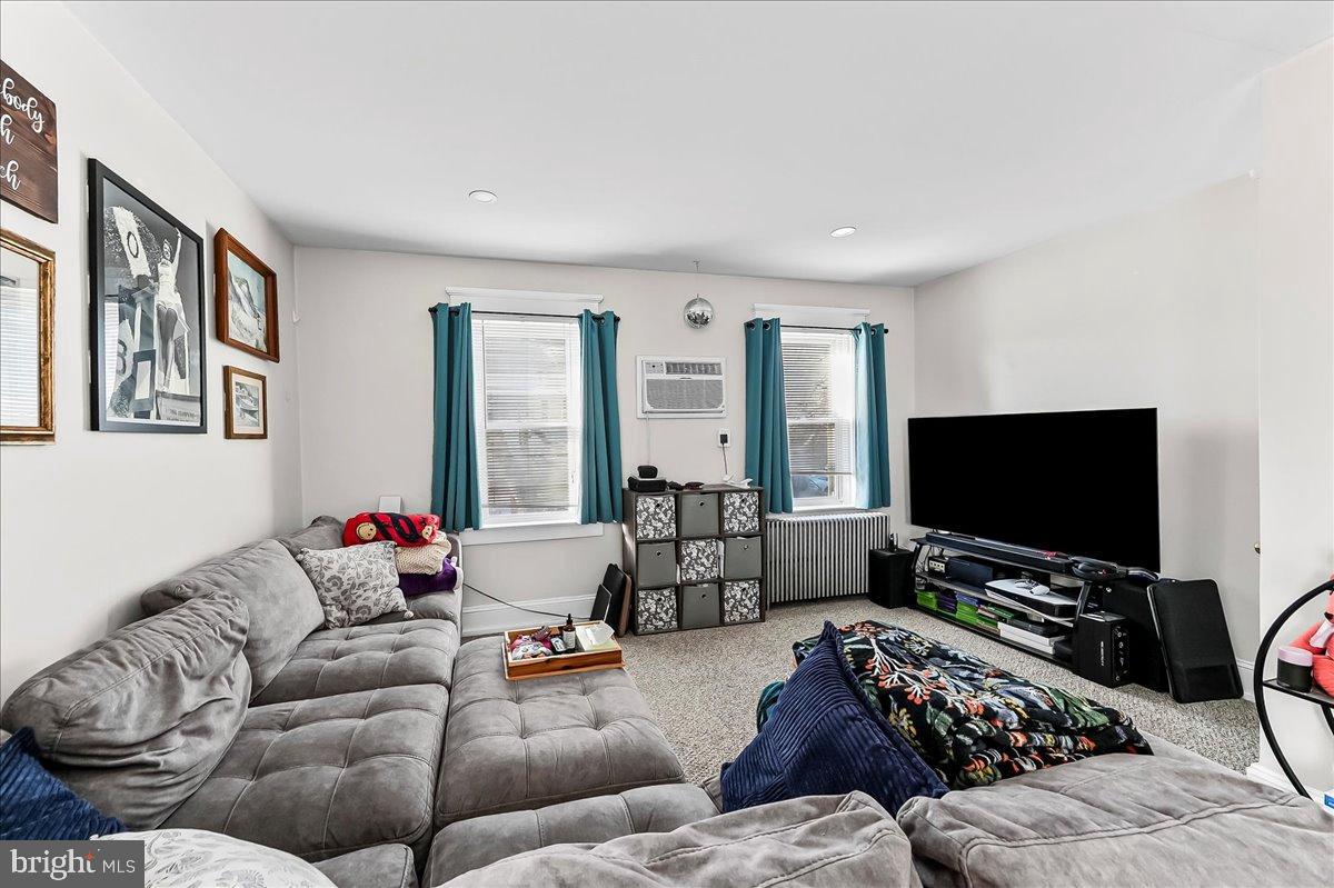 MEDIA - Residential Income