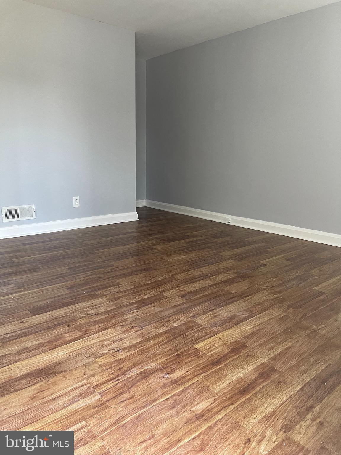 EASTFIELD - Residential Lease