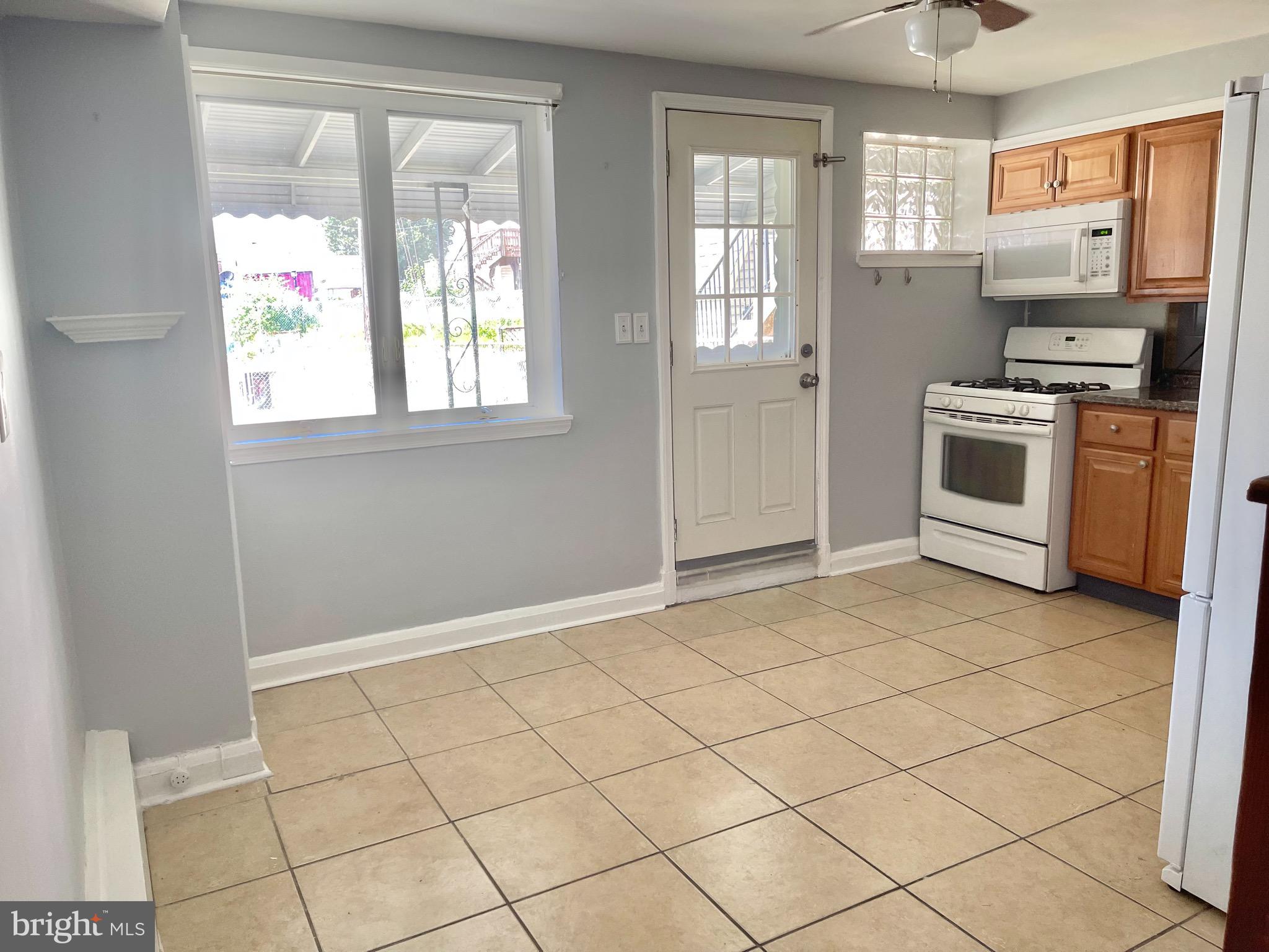 EASTFIELD - Residential Lease
