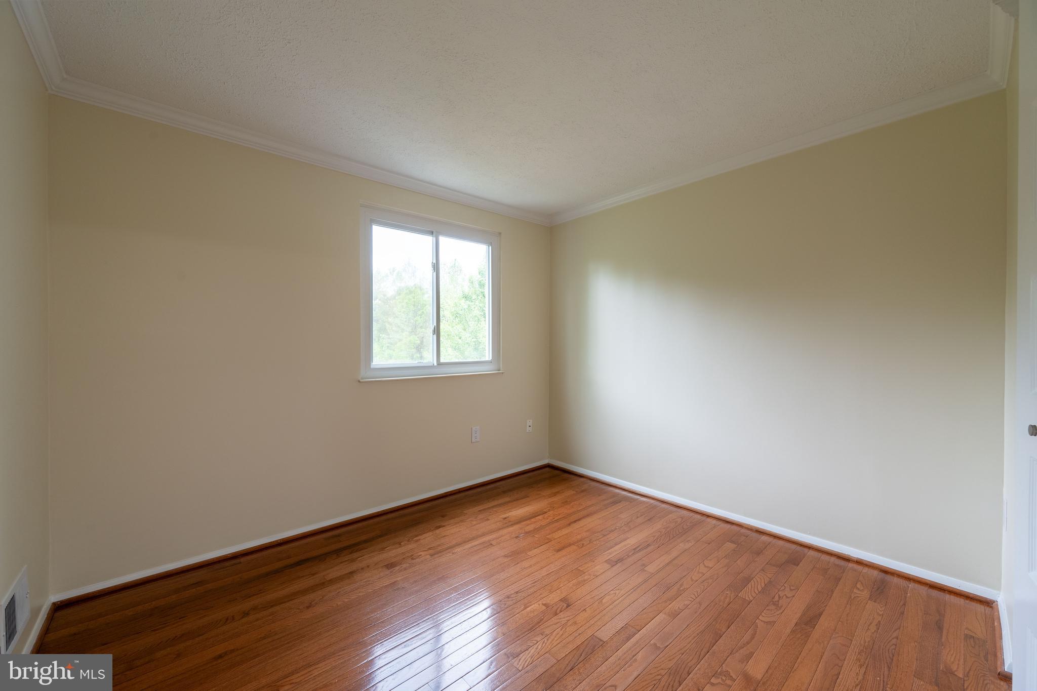 MILL CREEK SOUTH - Residential