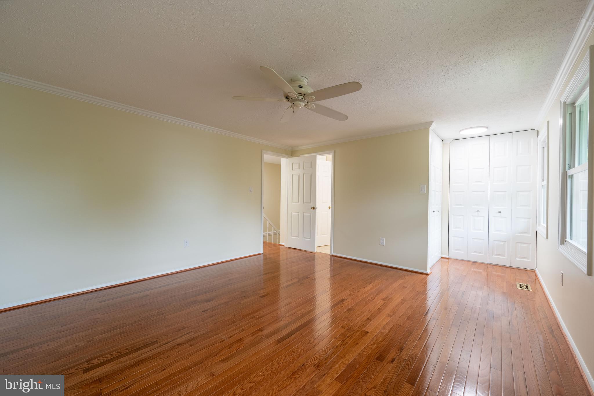 MILL CREEK SOUTH - Residential