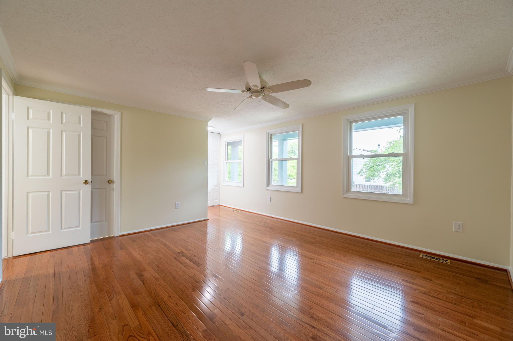 MILL CREEK SOUTH - Residential