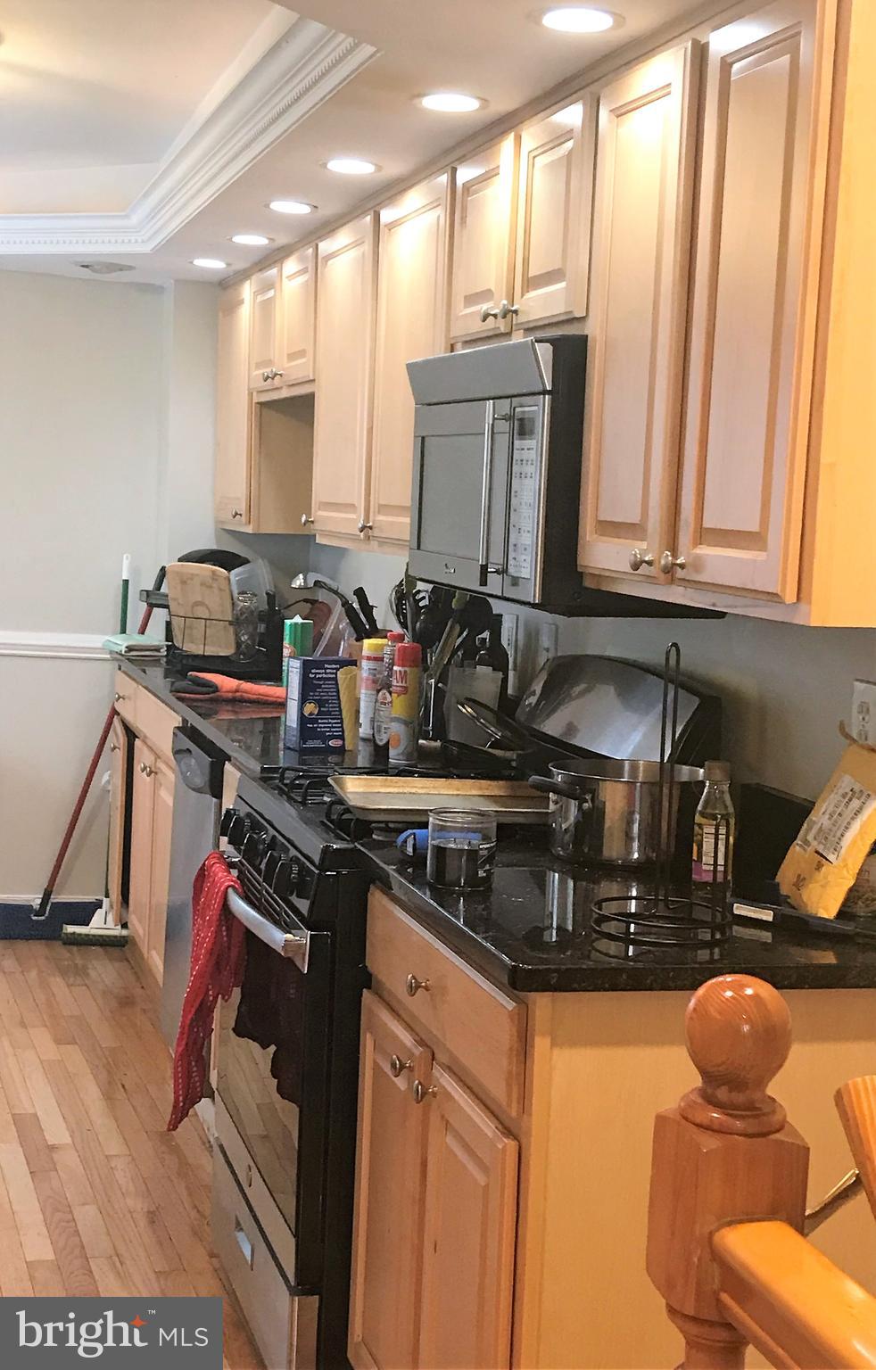 FEDERAL HILL HISTORIC DISTRICT - Residential Lease