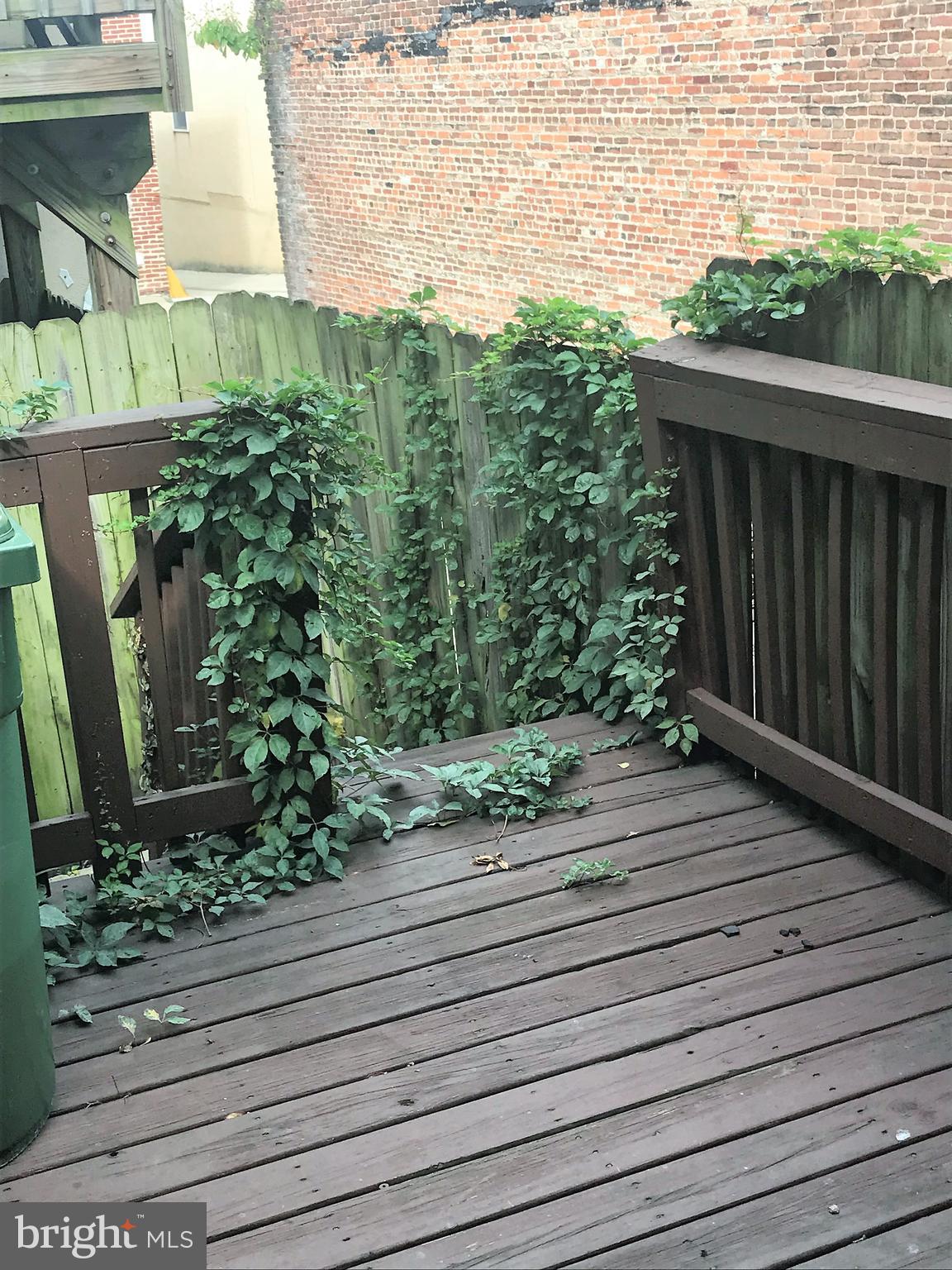 FEDERAL HILL HISTORIC DISTRICT - Residential Lease