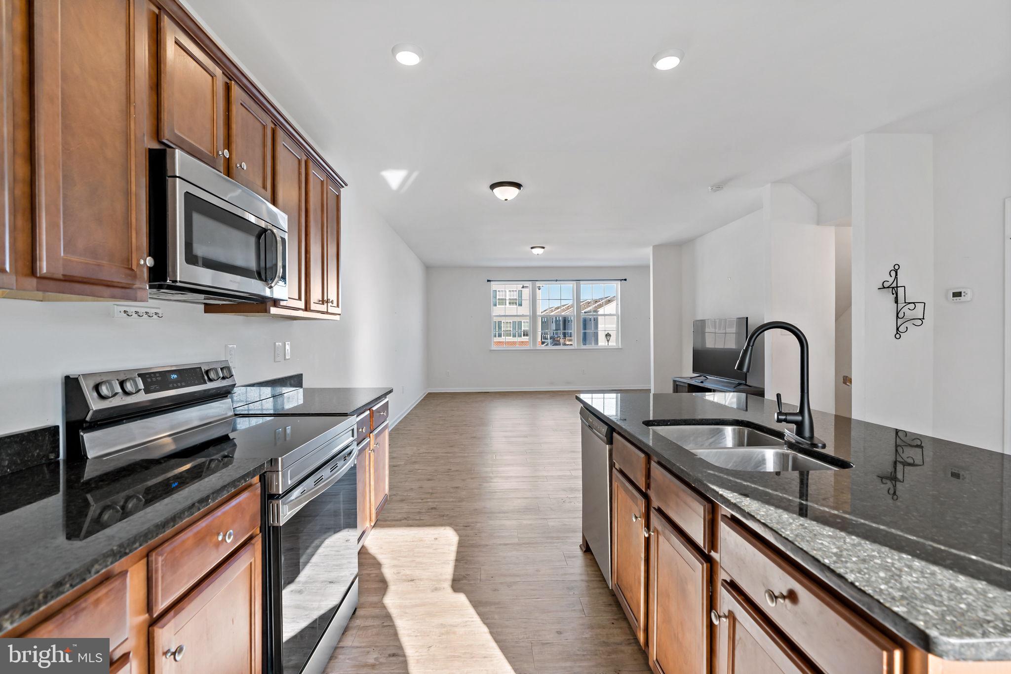 BERKELEY RIDGE - Residential Lease