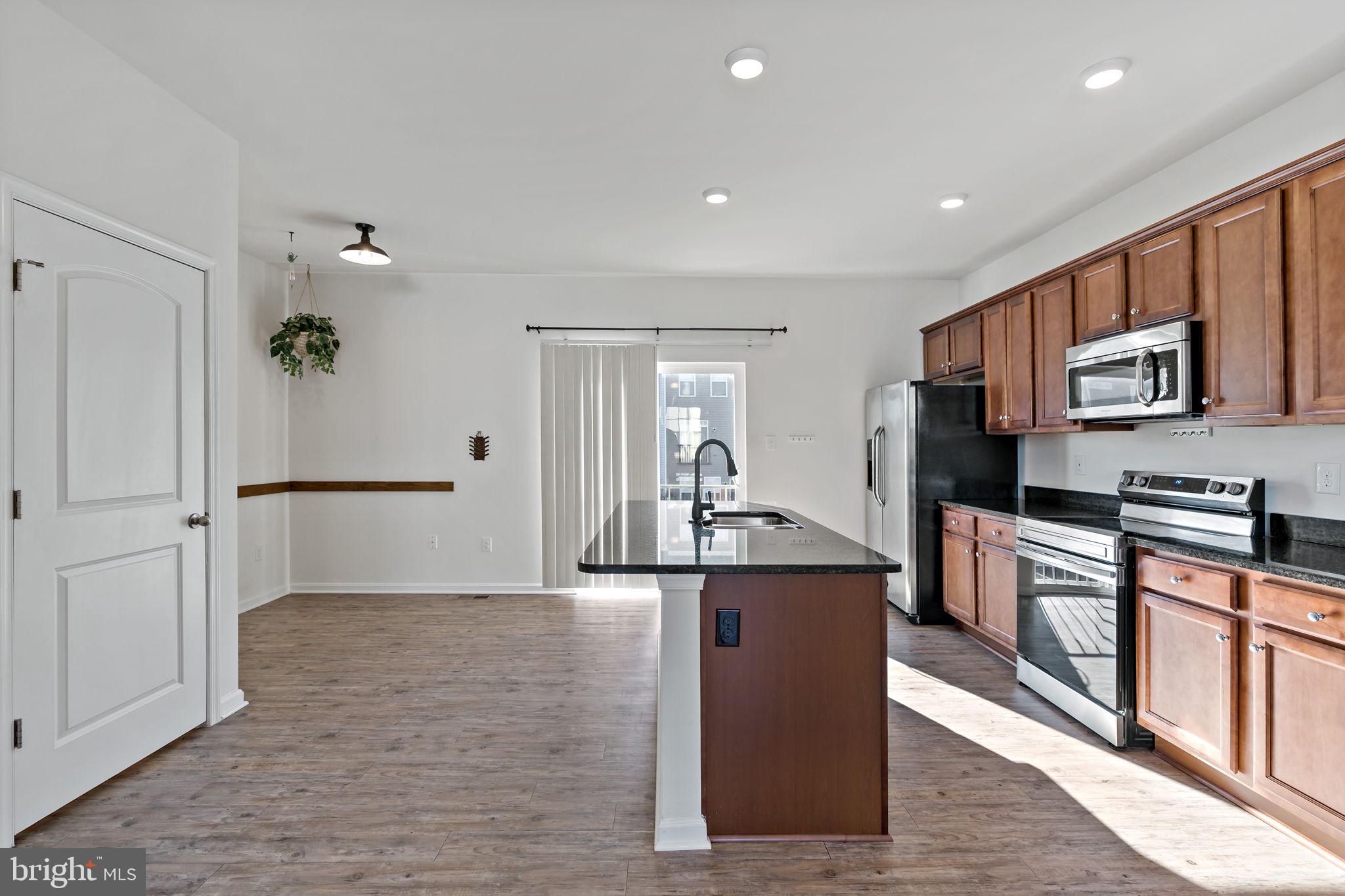 BERKELEY RIDGE - Residential Lease