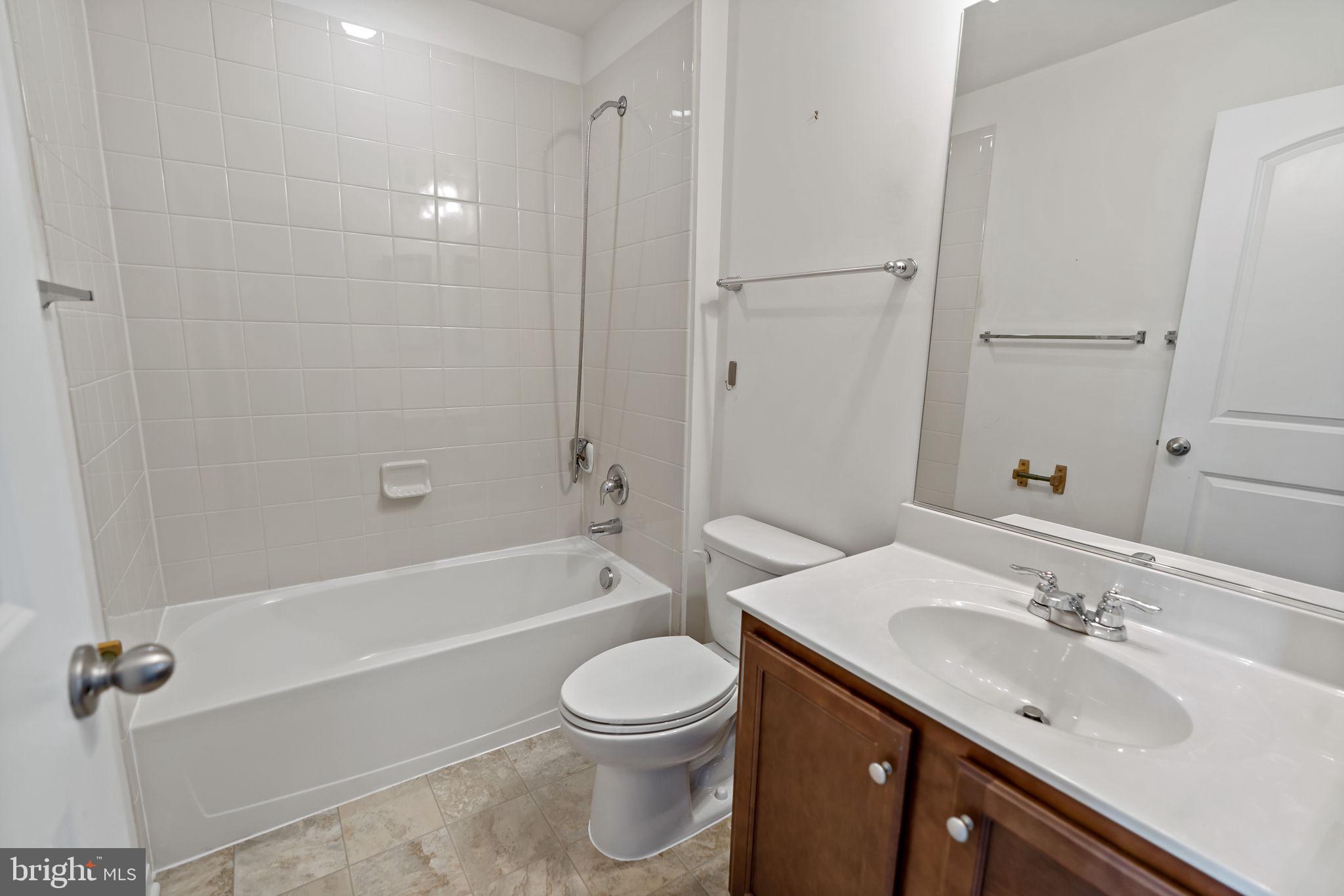 BERKELEY RIDGE - Residential Lease