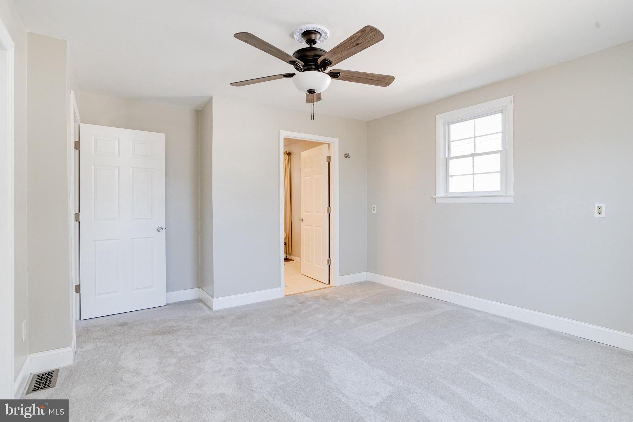 DEEP CREEK - Residential