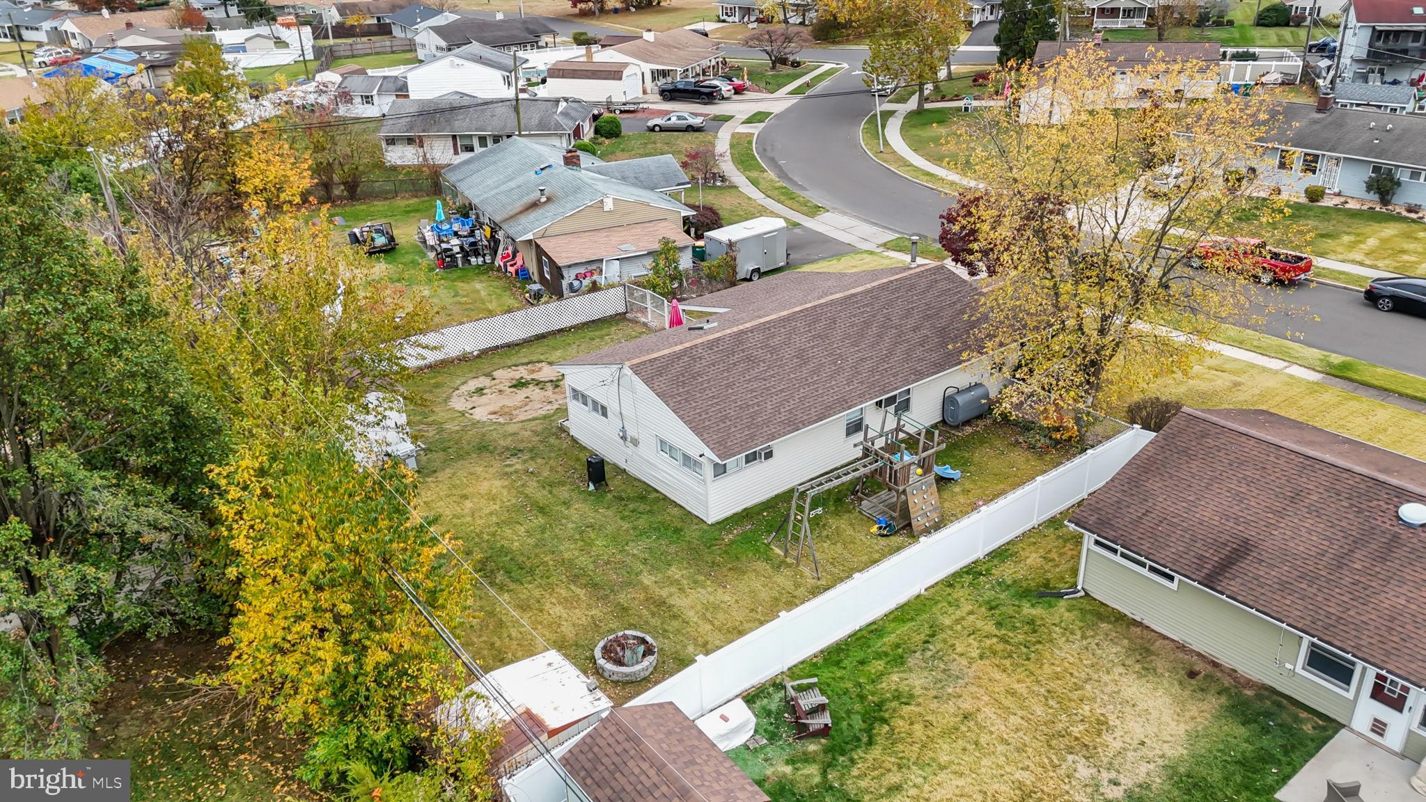 DOGWOOD HOLLOW - Residential