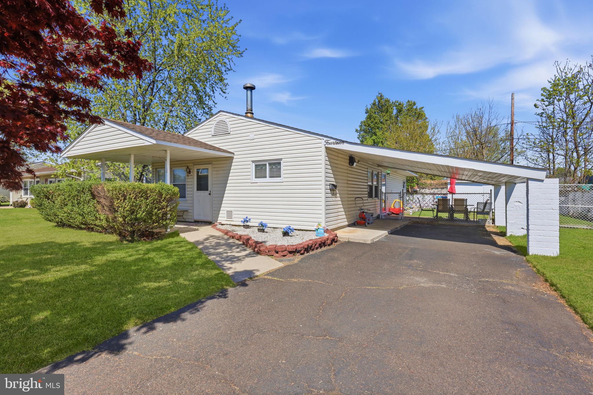 DOGWOOD HOLLOW - Residential