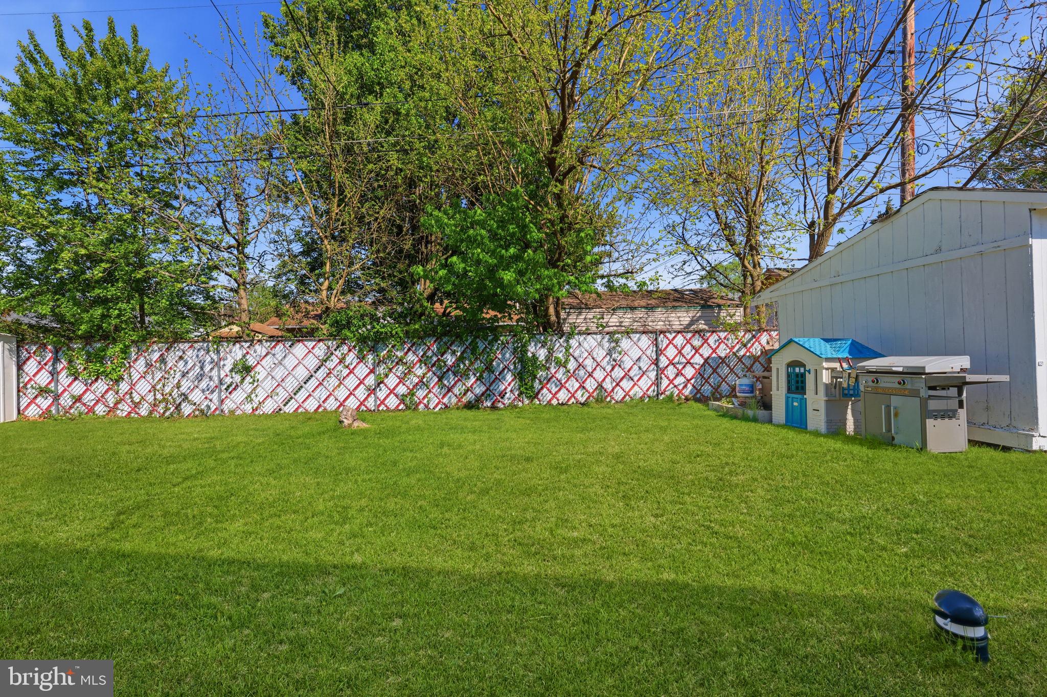 DOGWOOD HOLLOW - Residential