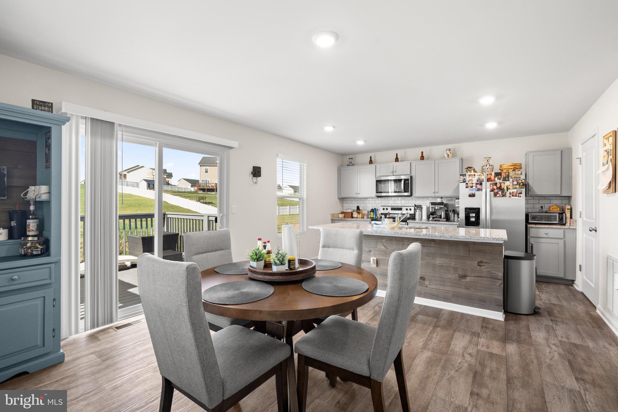 COYOTE RUN - Residential