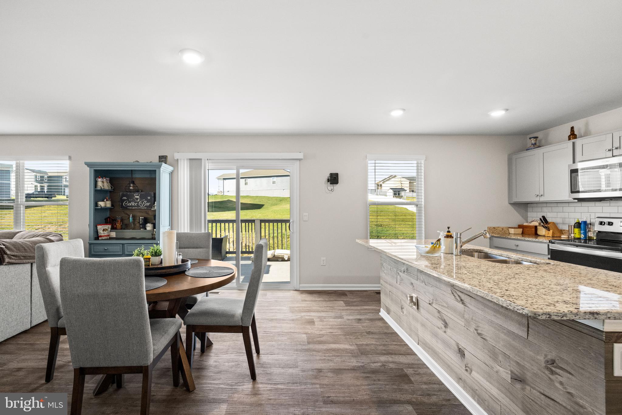 COYOTE RUN - Residential