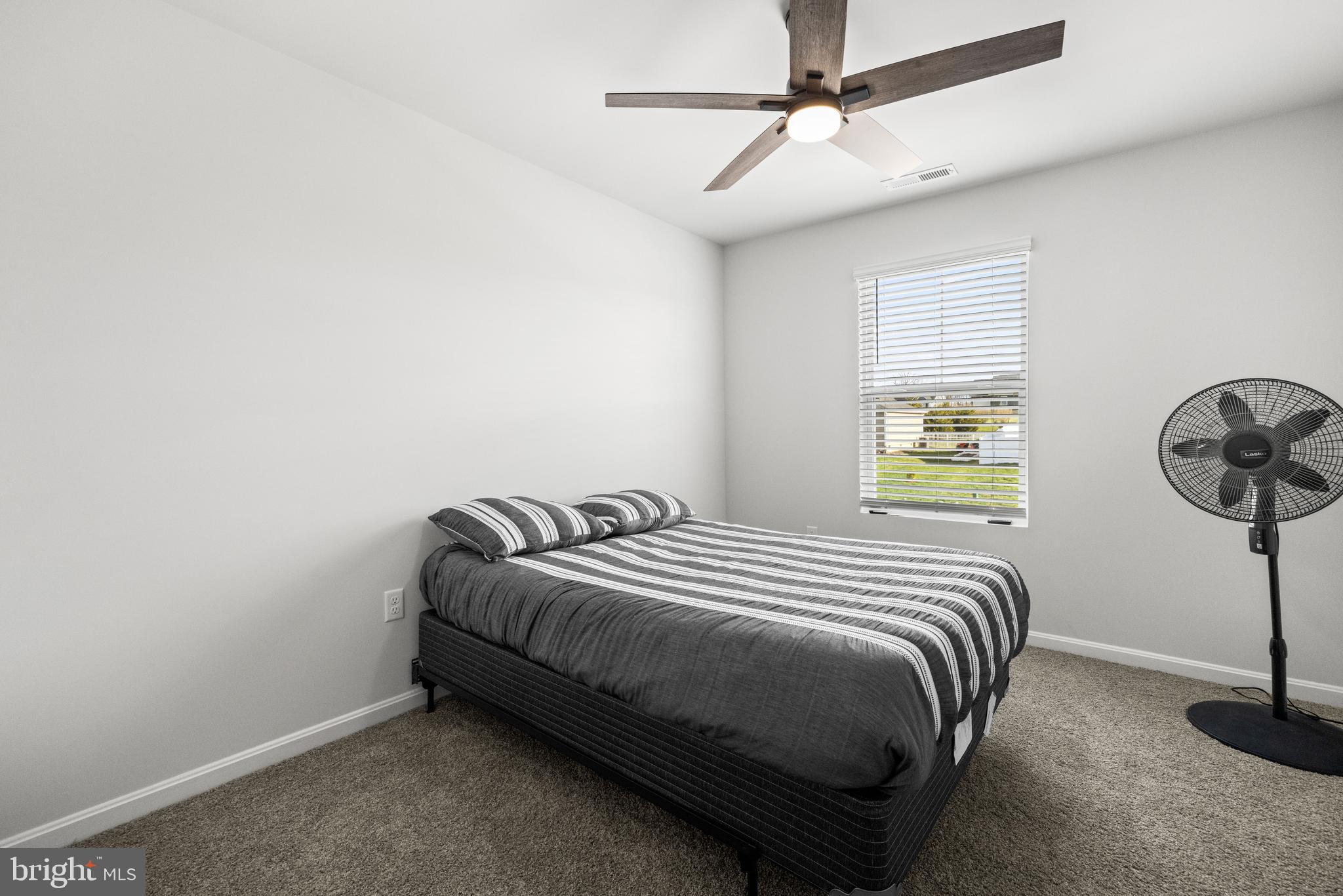 COYOTE RUN - Residential