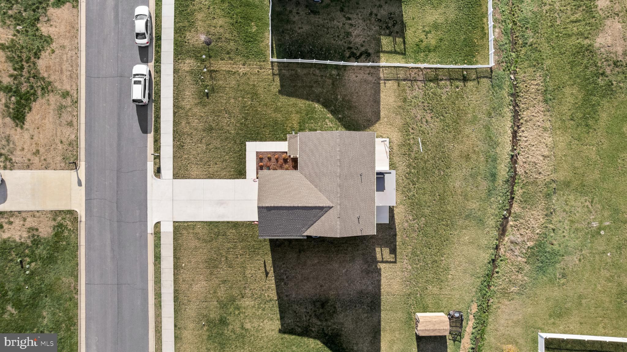 COYOTE RUN - Residential