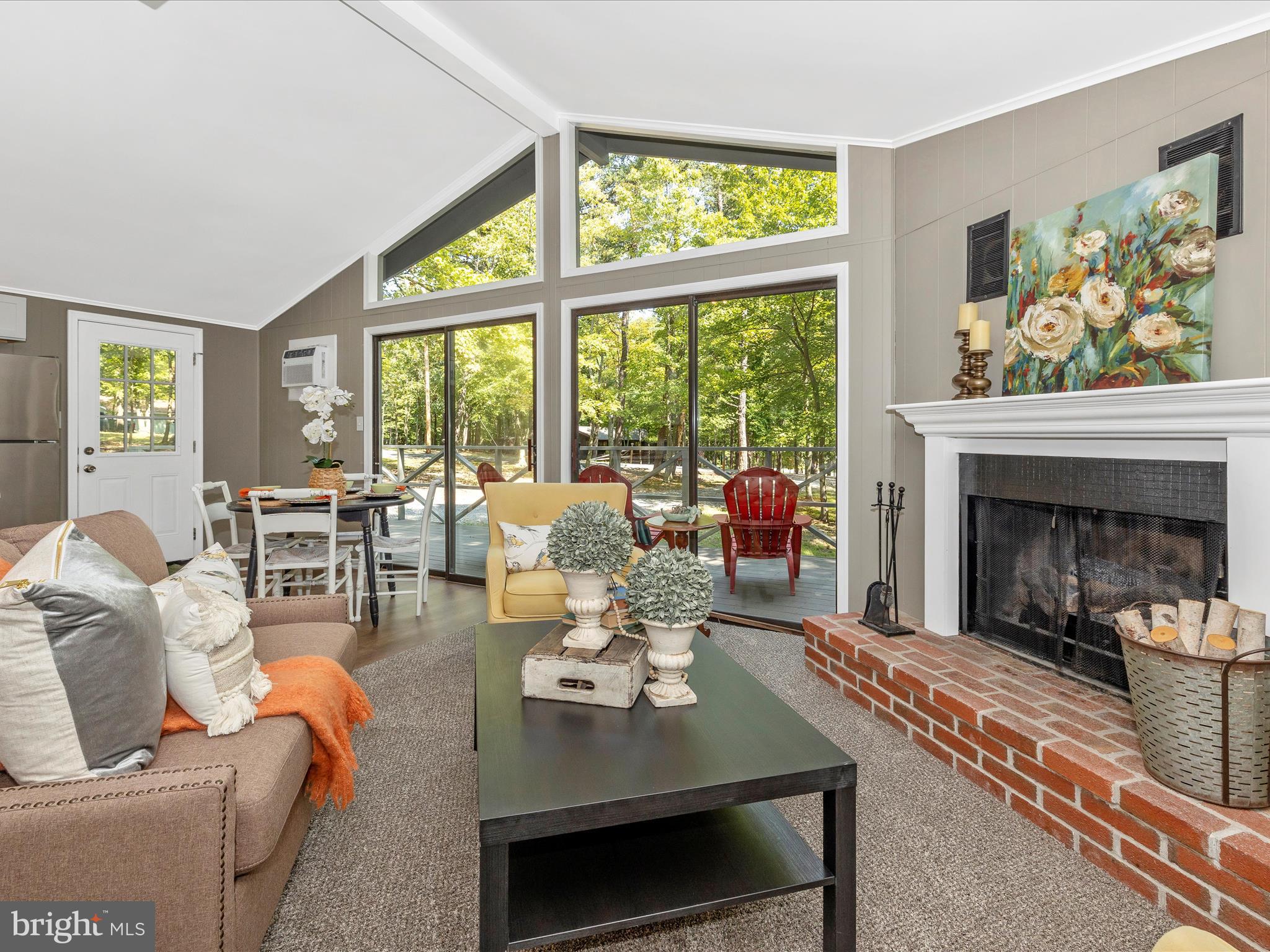 THE WOODS - Residential