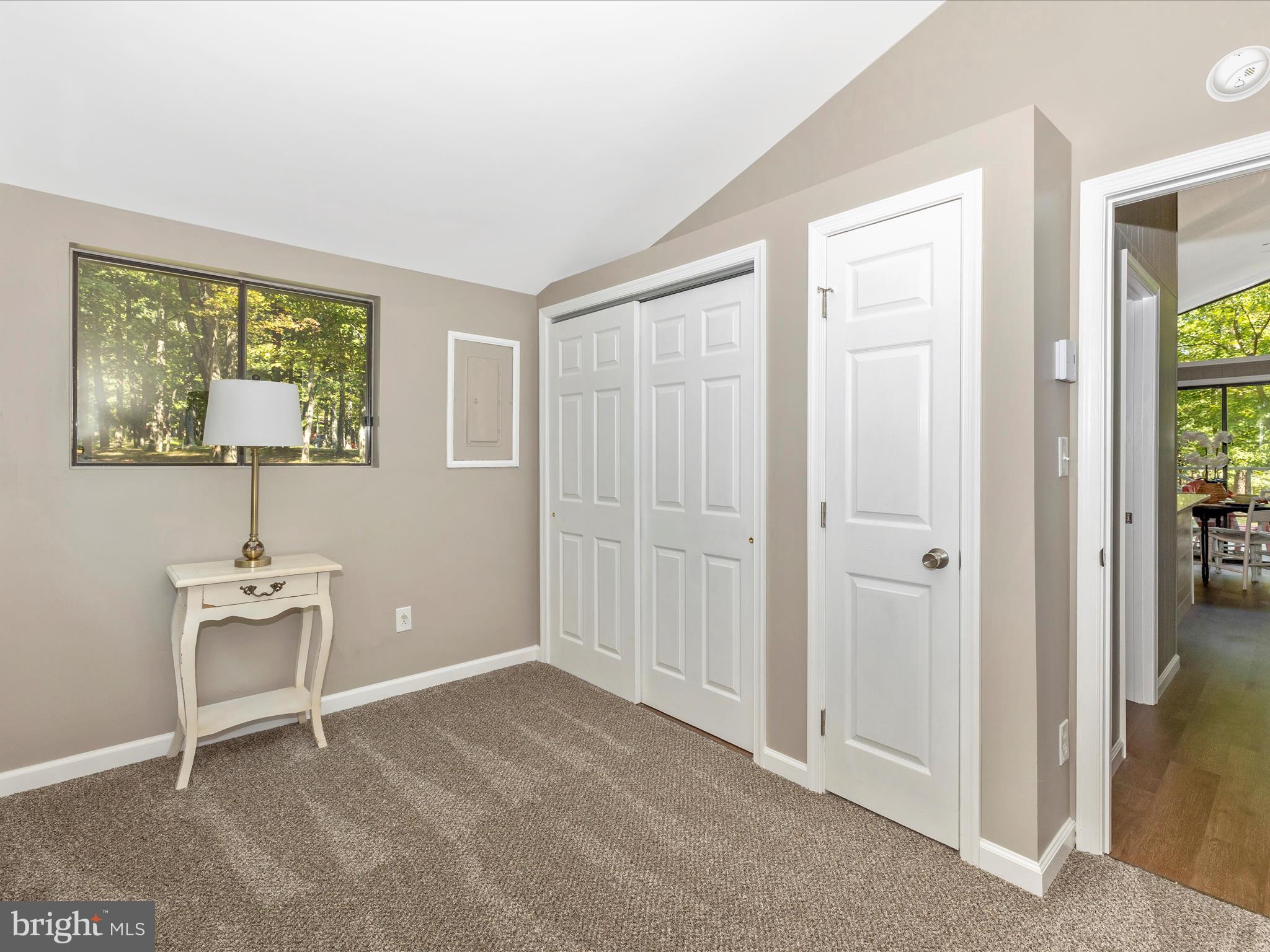 THE WOODS - Residential