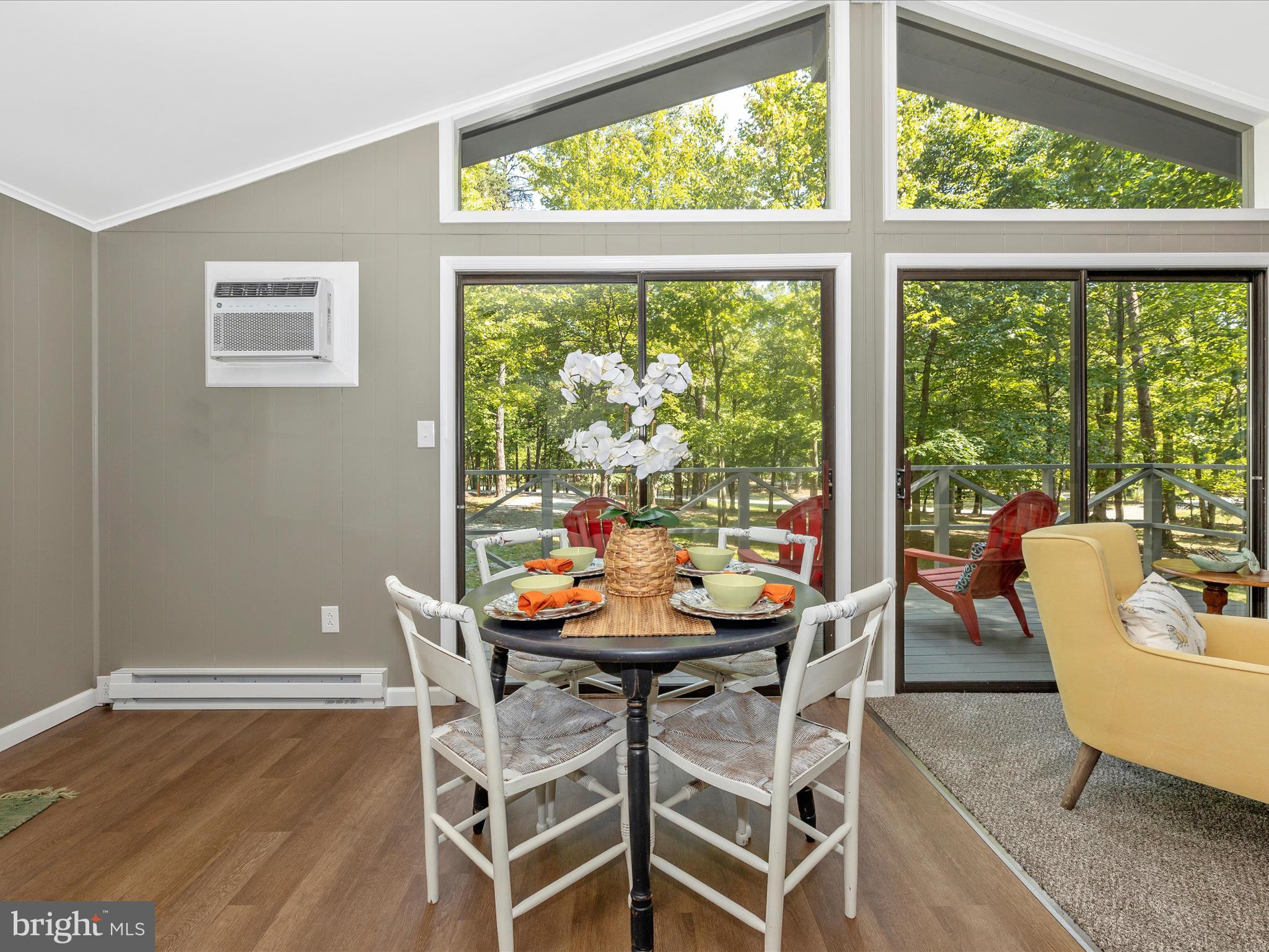 THE WOODS - Residential