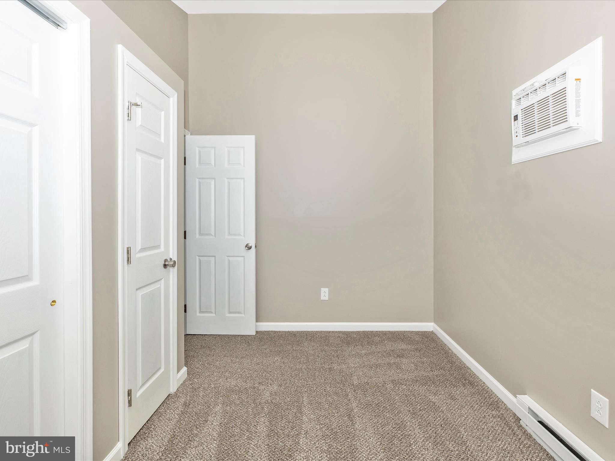 THE WOODS - Residential