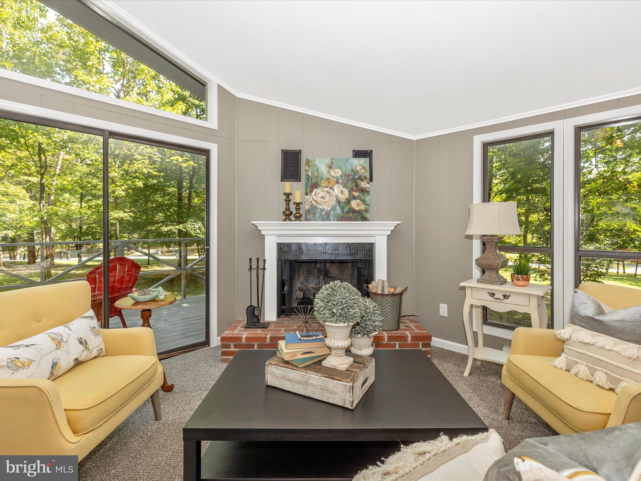 THE WOODS - Residential