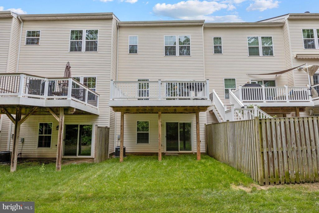 Photo of 7676 Timbercross Lane, GLEN BURNIE, MD 21060 (MLS # MDAA2143594)