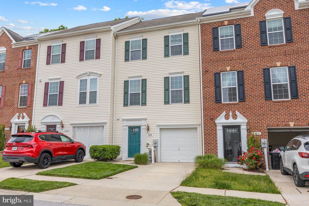 Photo of 7676 Timbercross Lane, GLEN BURNIE, MD 21060 (MLS # MDAA2143594)