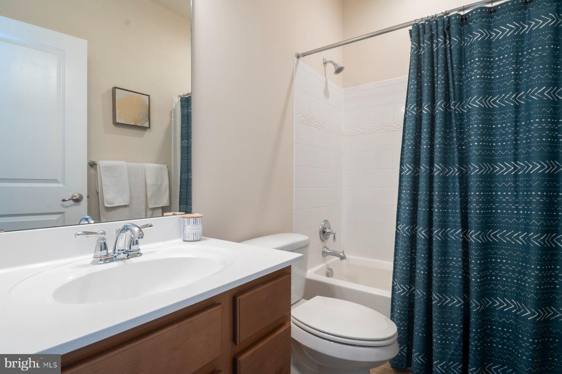 TANYARD SPRINGS - Residential