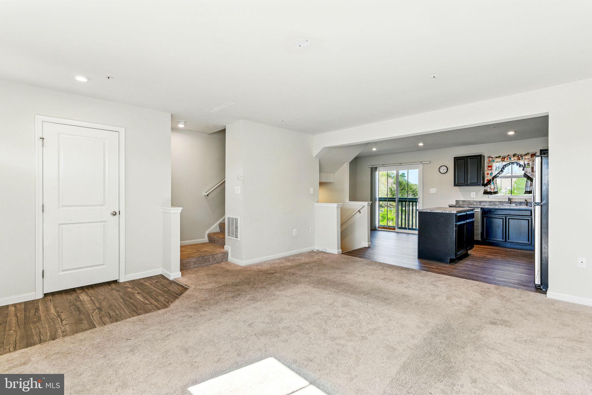 WILLOW GATE - Residential