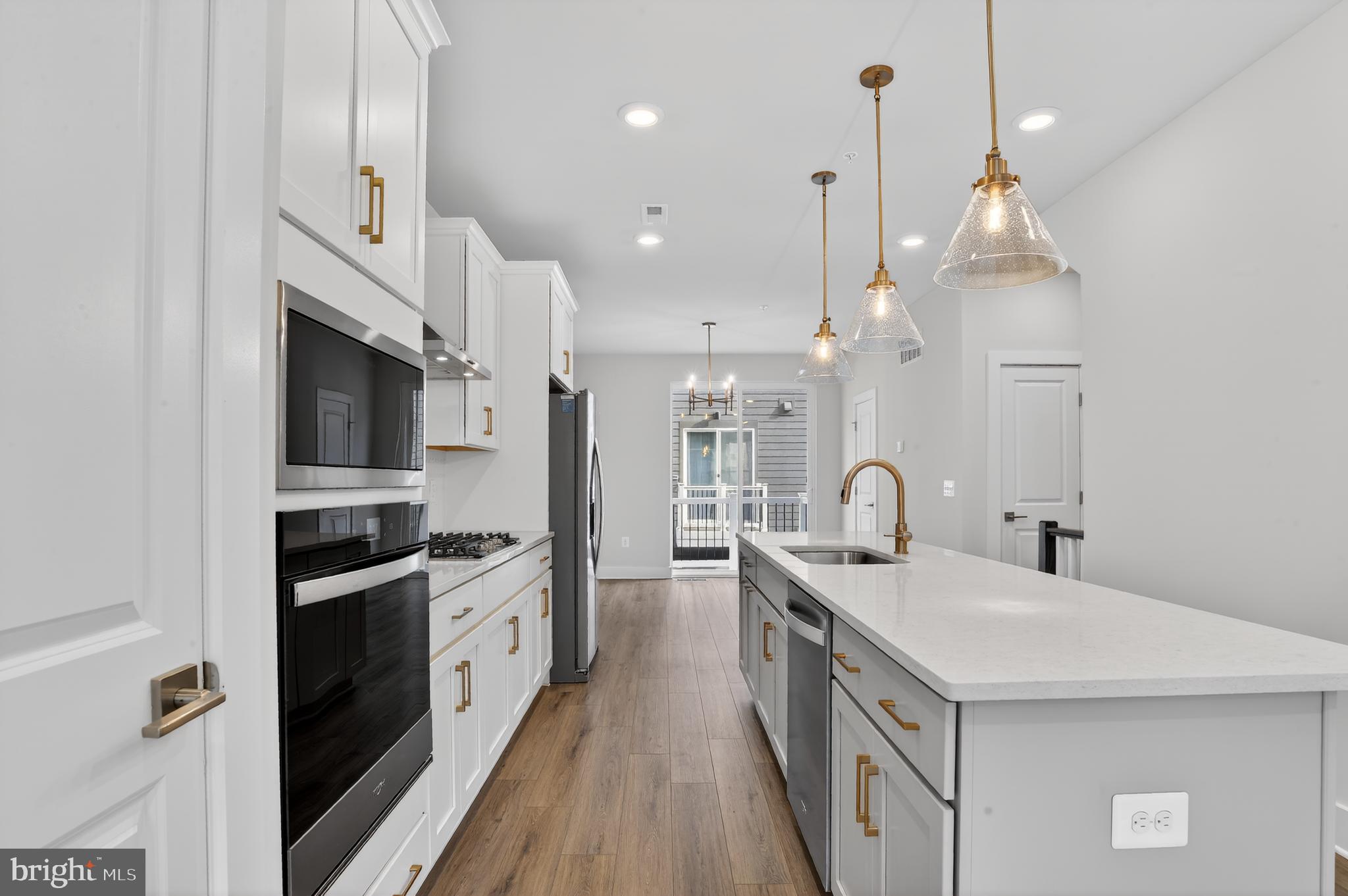 LOCKE LANDING - Residential