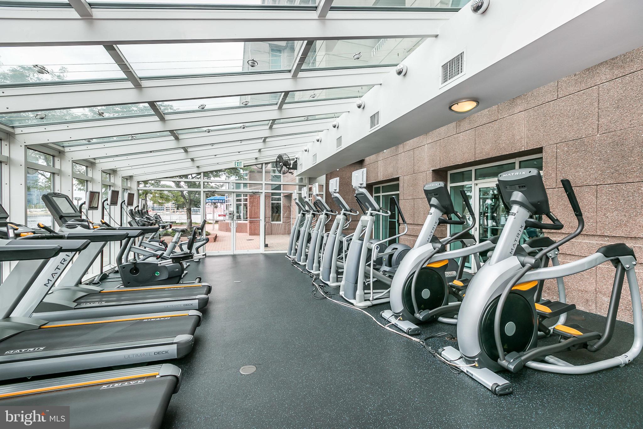 HARBORVIEW TOWERS - Residential Lease