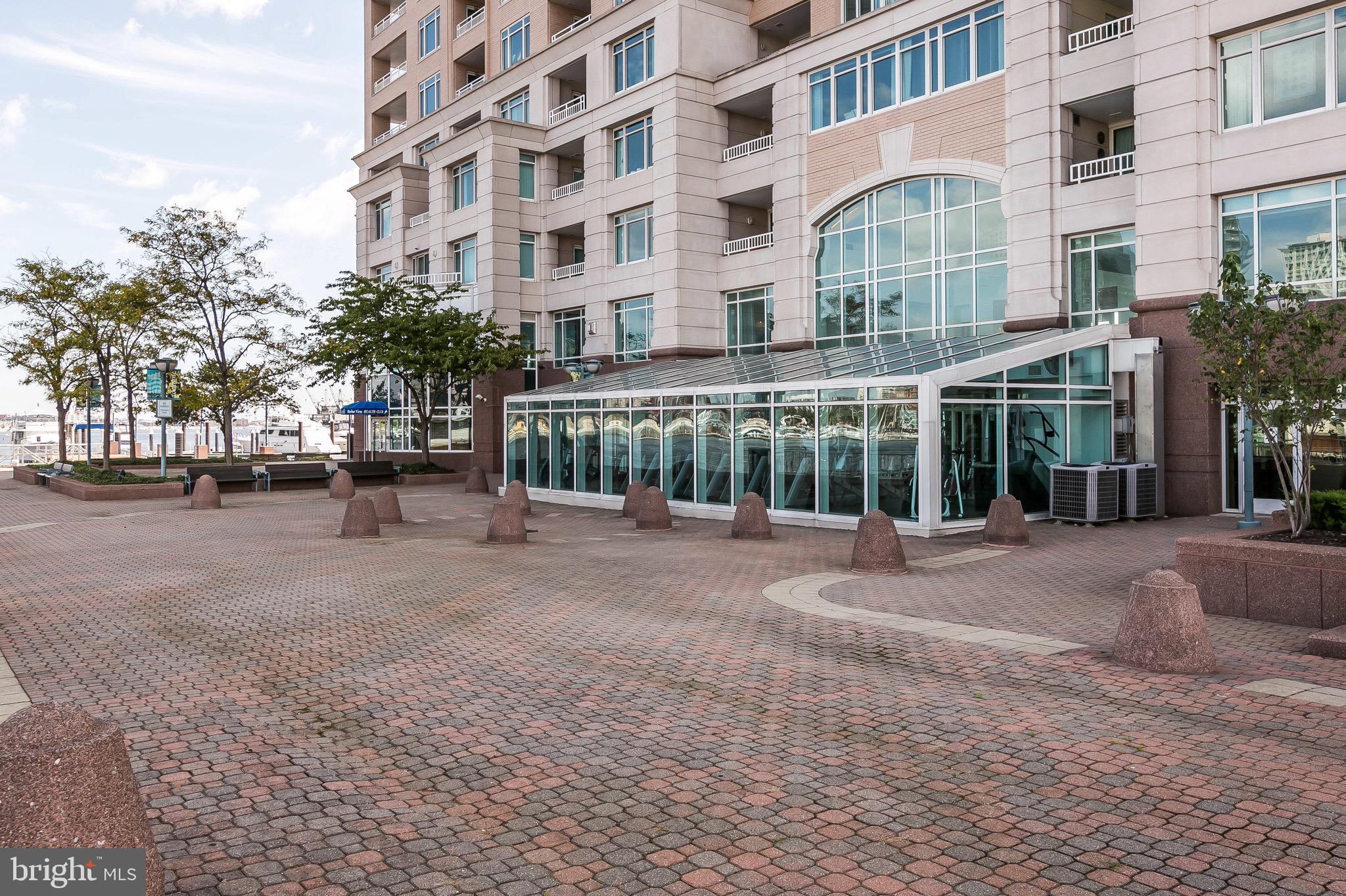 HARBORVIEW TOWERS - Residential Lease