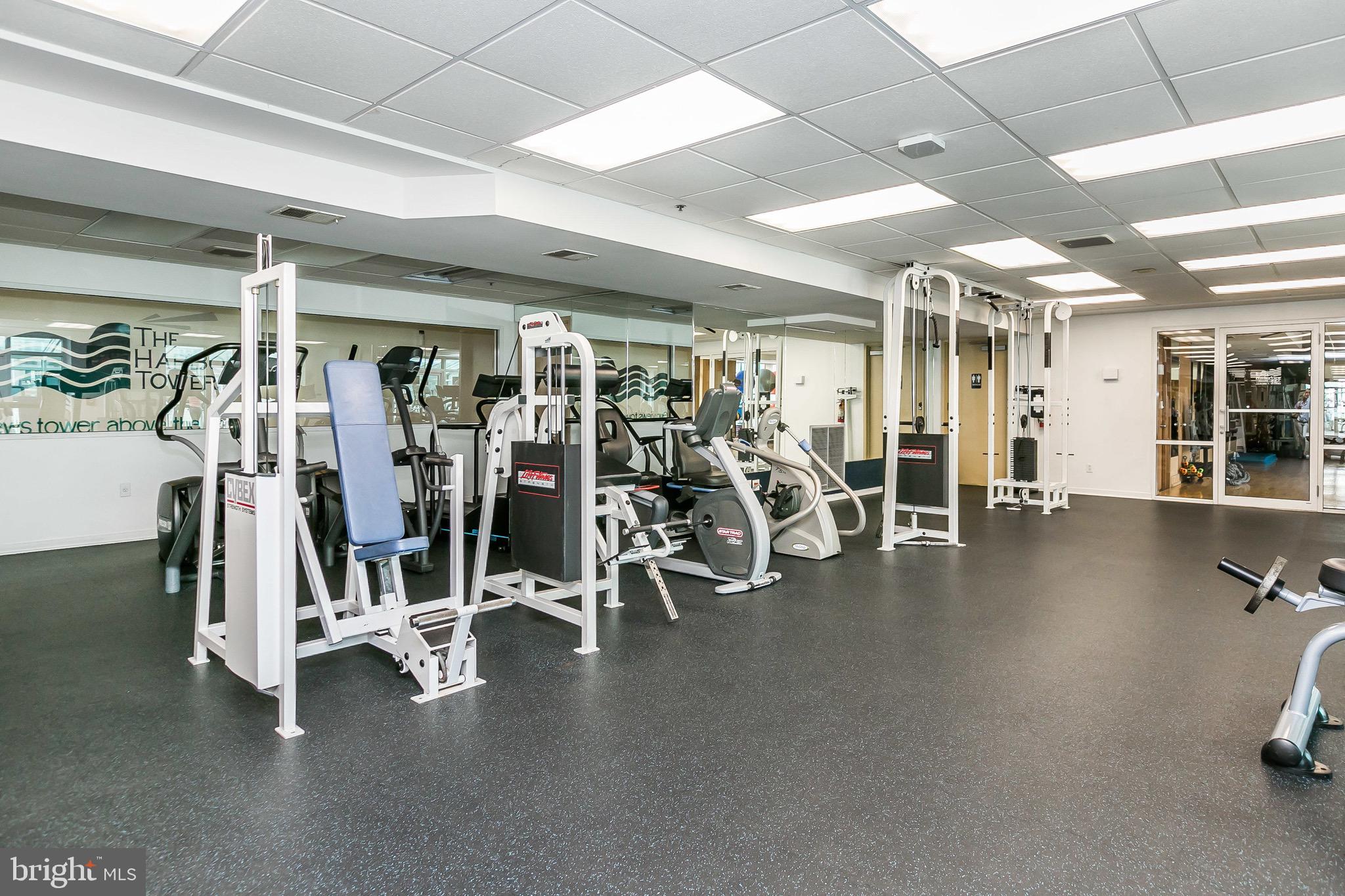 HARBORVIEW TOWERS - Residential Lease