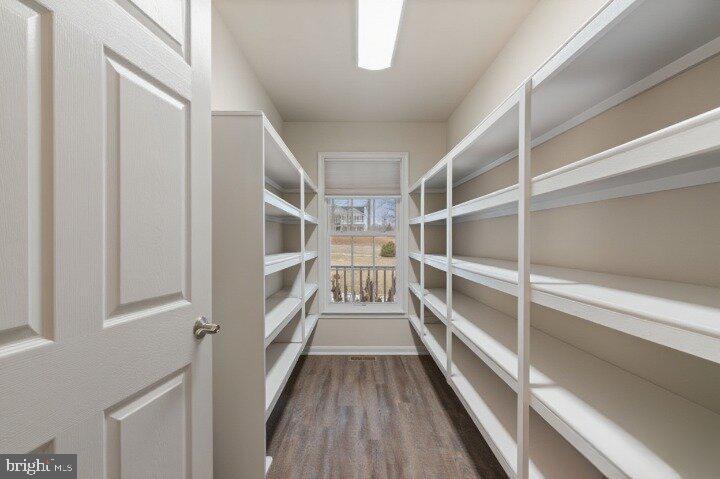 KINGS LEIGH ESTATES - Residential