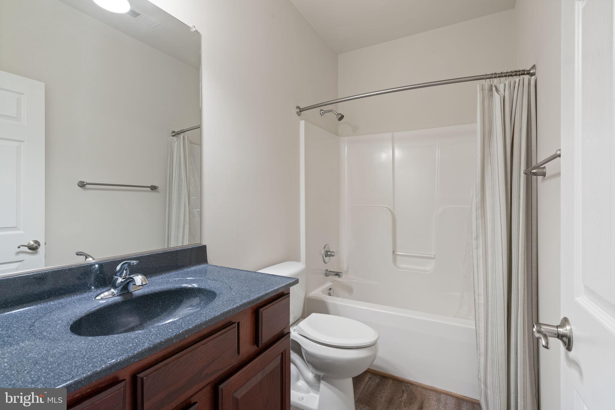 KINGS LEIGH ESTATES - Residential