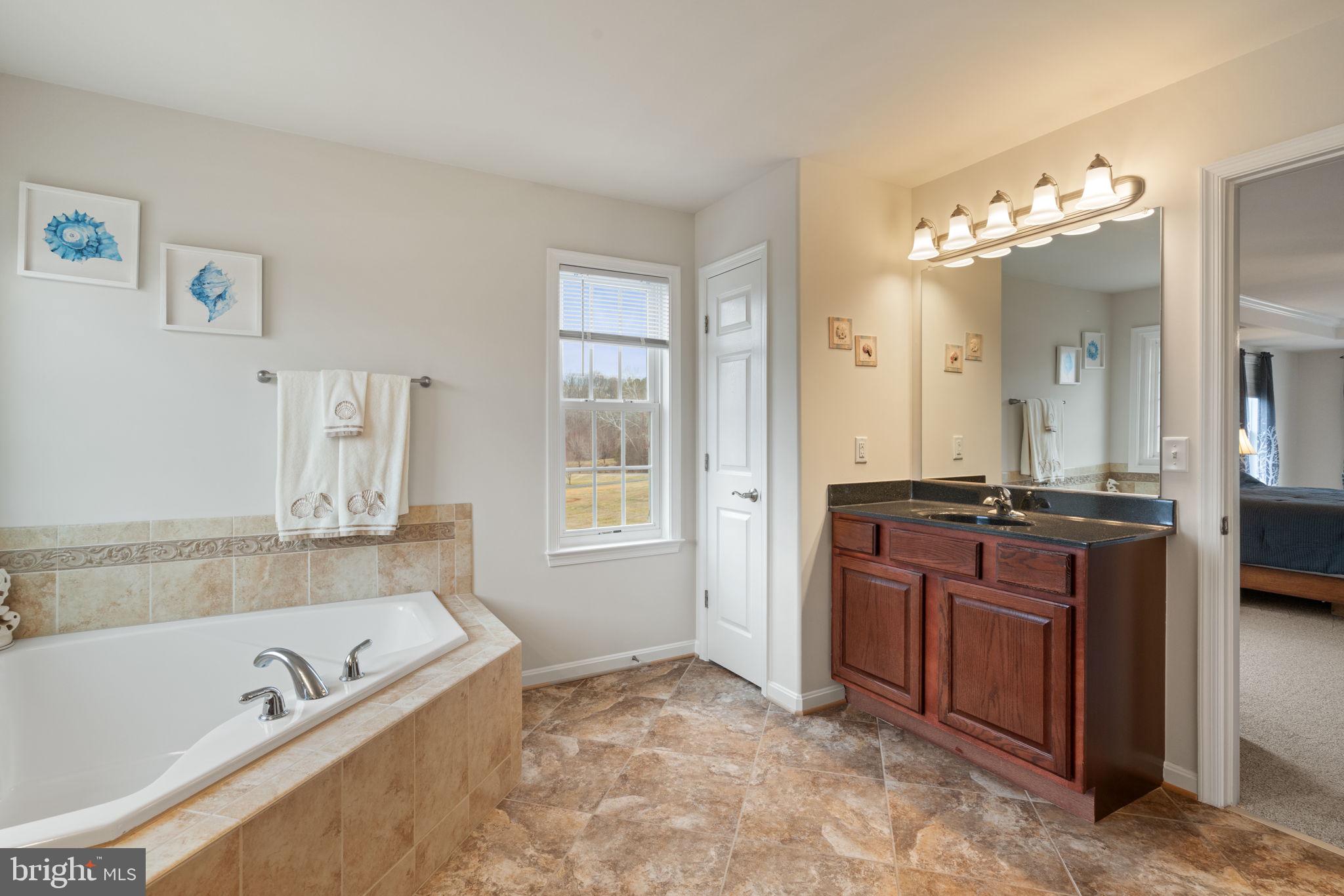 KINGS LEIGH ESTATES - Residential