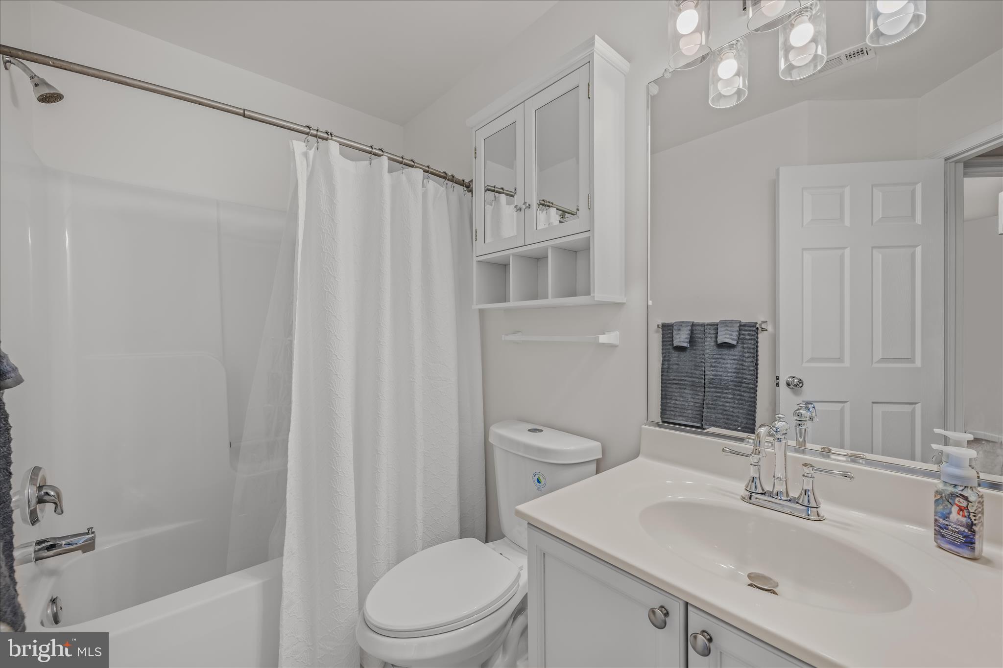 FAIRWAYS WEST - Residential