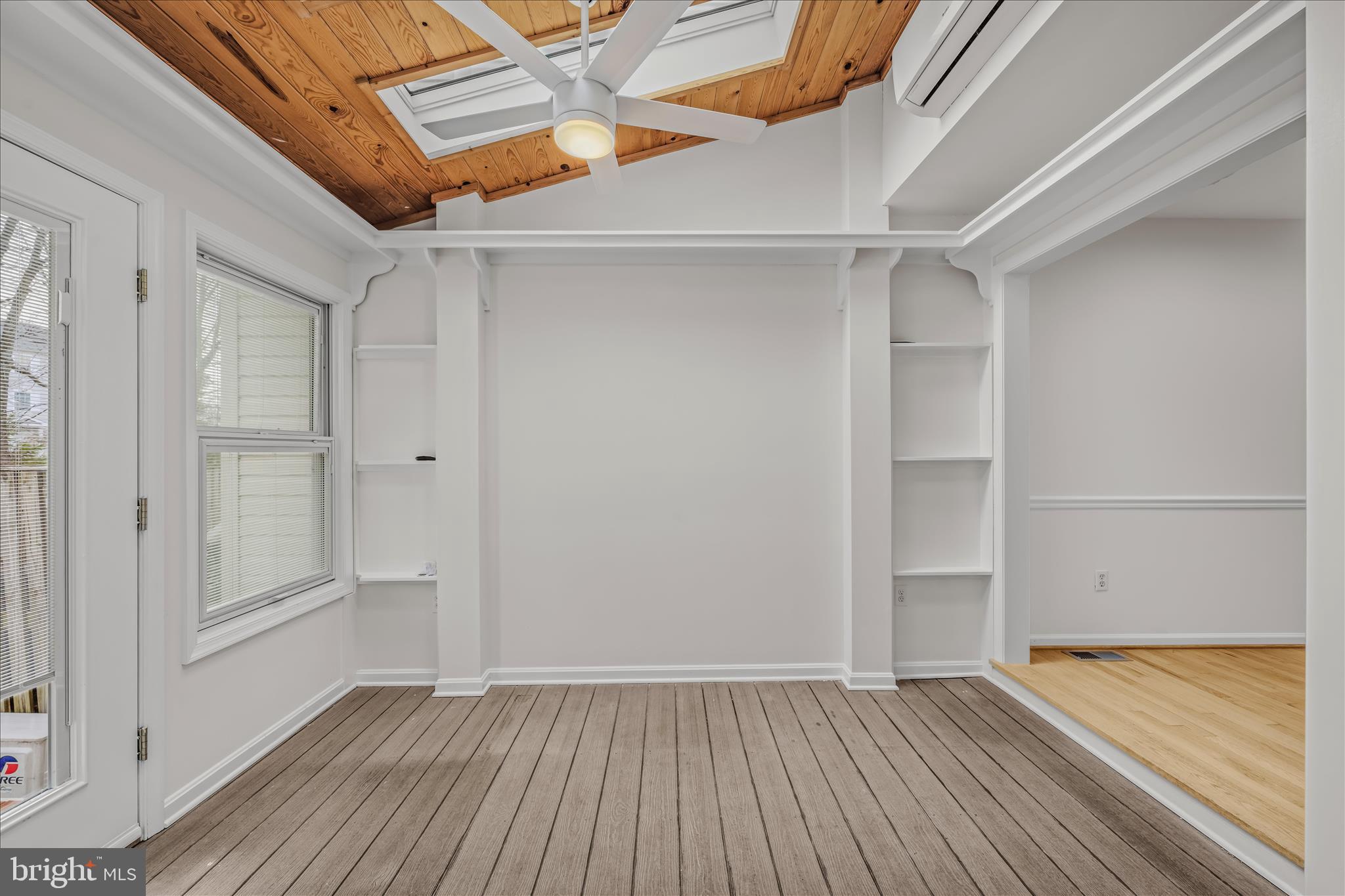 FAIRWAYS WEST - Residential