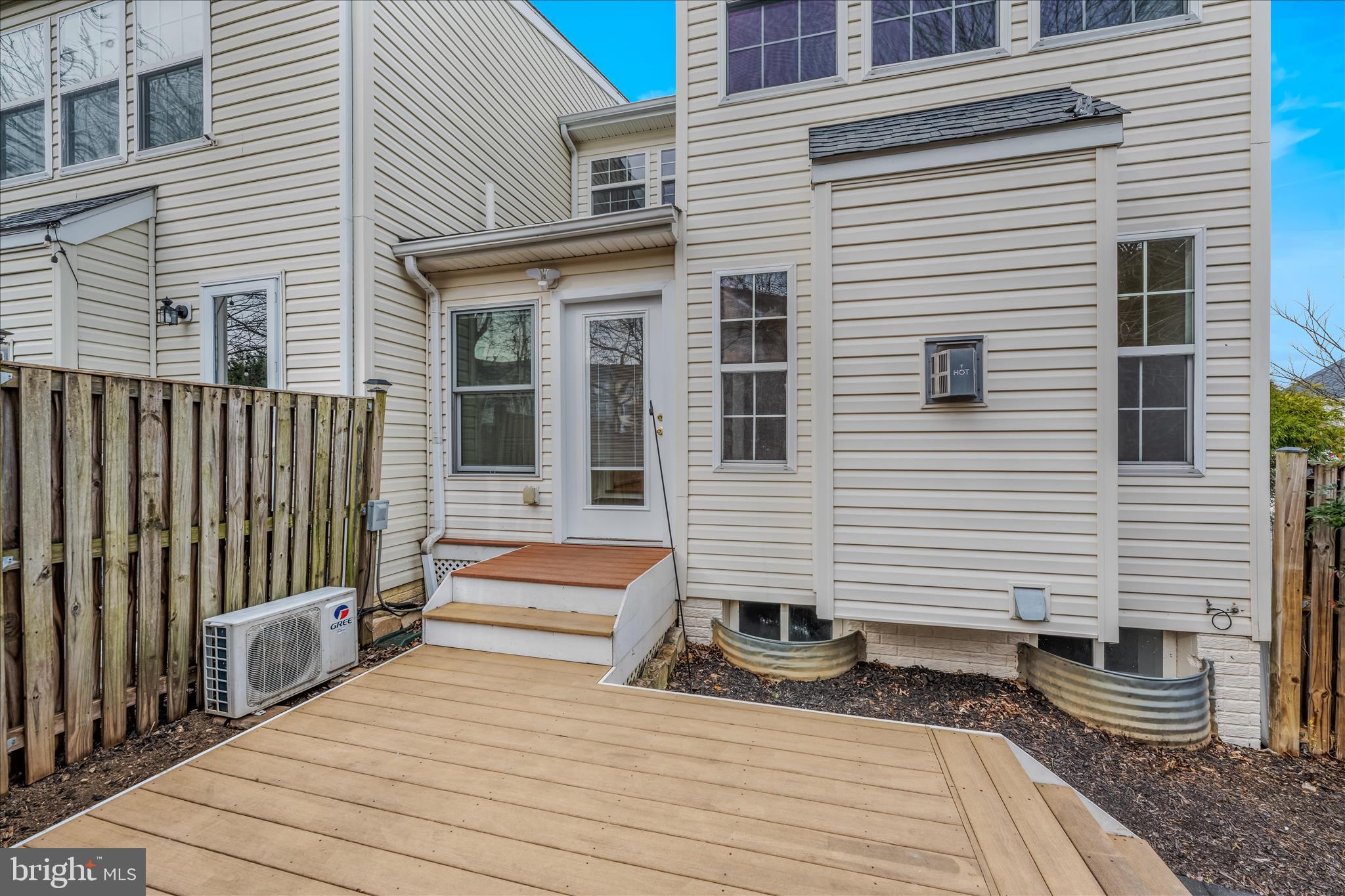 FAIRWAYS WEST - Residential