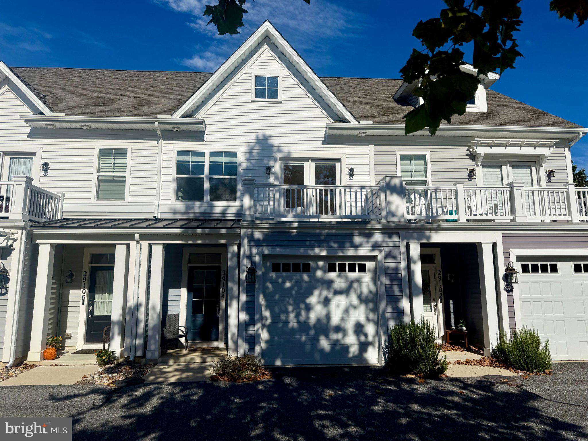 29104 STRIPER HARBOR D-2