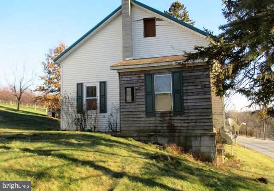 REO PROPERTY sold ?AS IS? WITHOUT REPAIR/WARRANTY/SELLER DISCLOSURE No guarantees as to availability/accuracy of info/photos/other depicted/described. Buyer responsible for any CO/Smoke/U&O/other Certs & for $299 Tech fee paid @ closing. Buyer pays all transfer taxes. No water activation, must test w/air pressure. Contact a local REALTOR for assistance.
