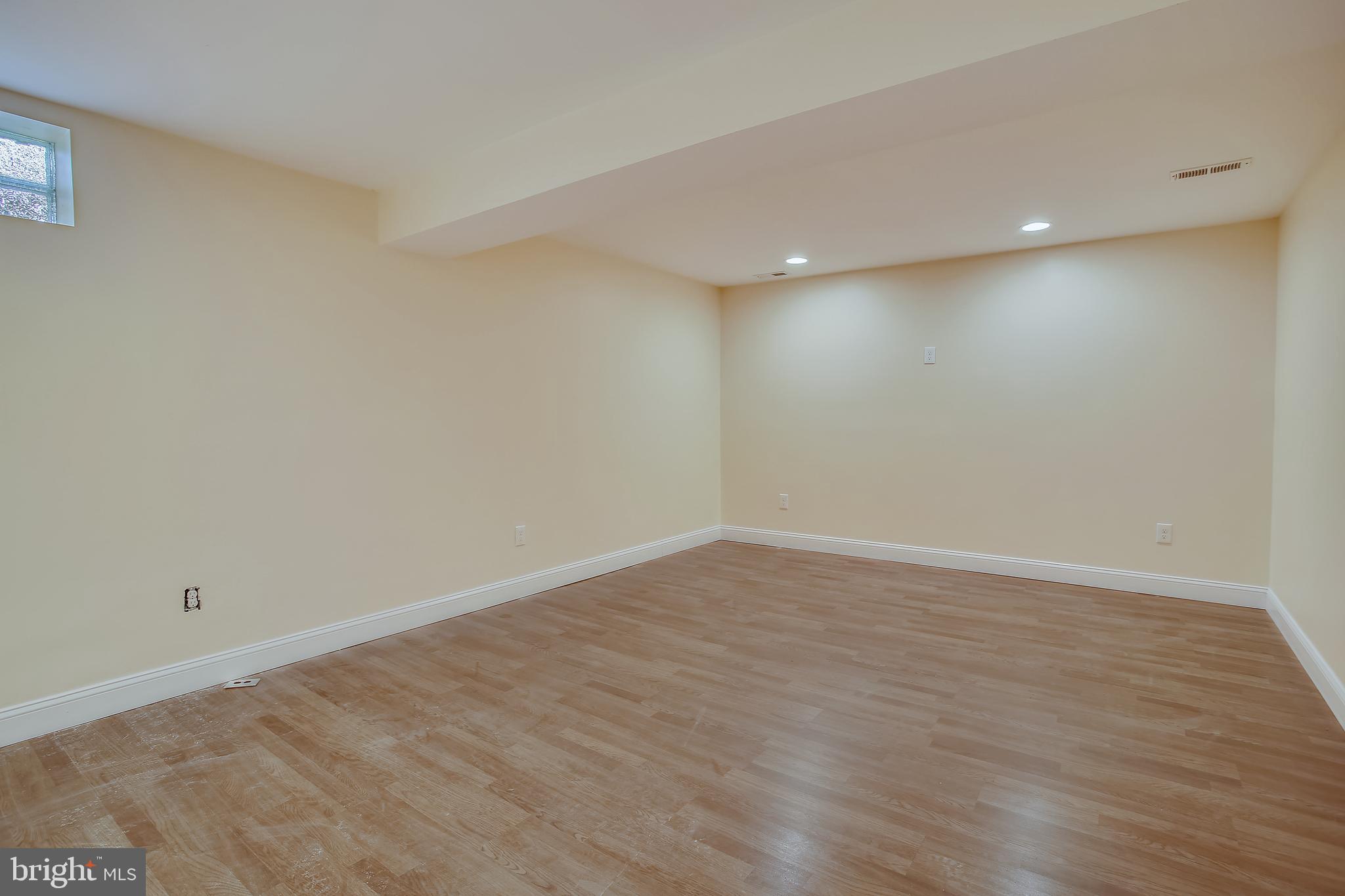 MELWOOD PARK - Residential