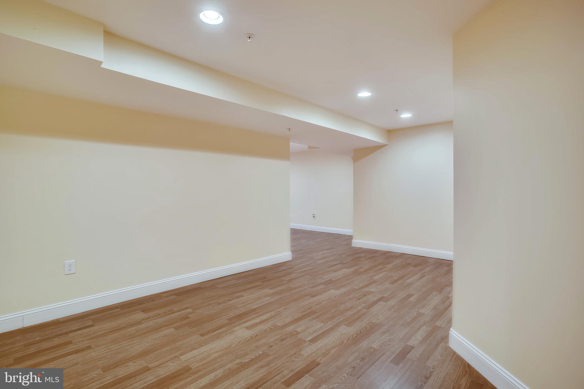 MELWOOD PARK - Residential