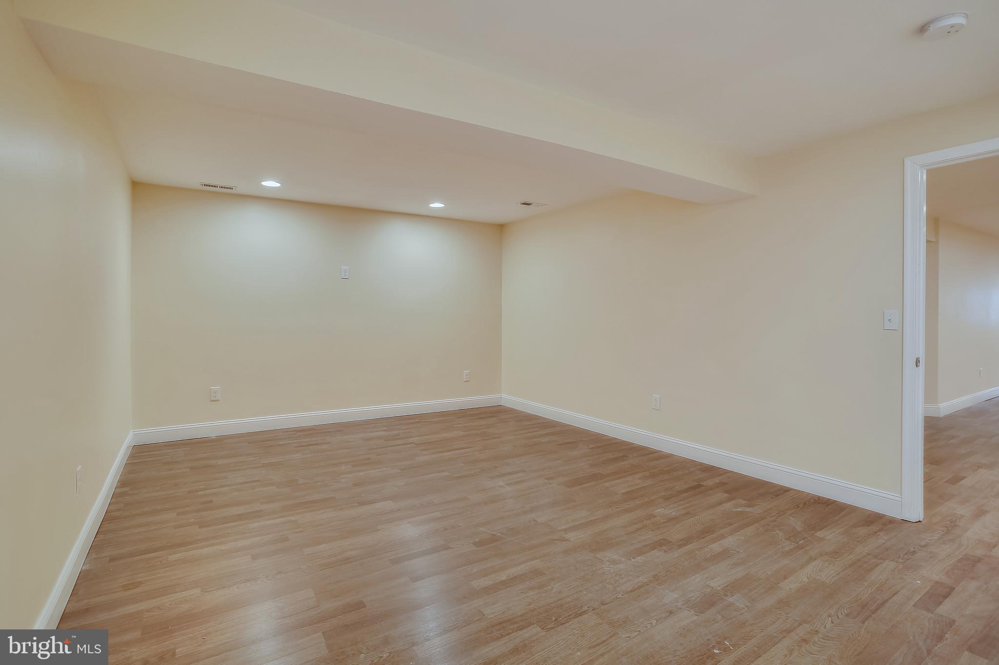 MELWOOD PARK - Residential